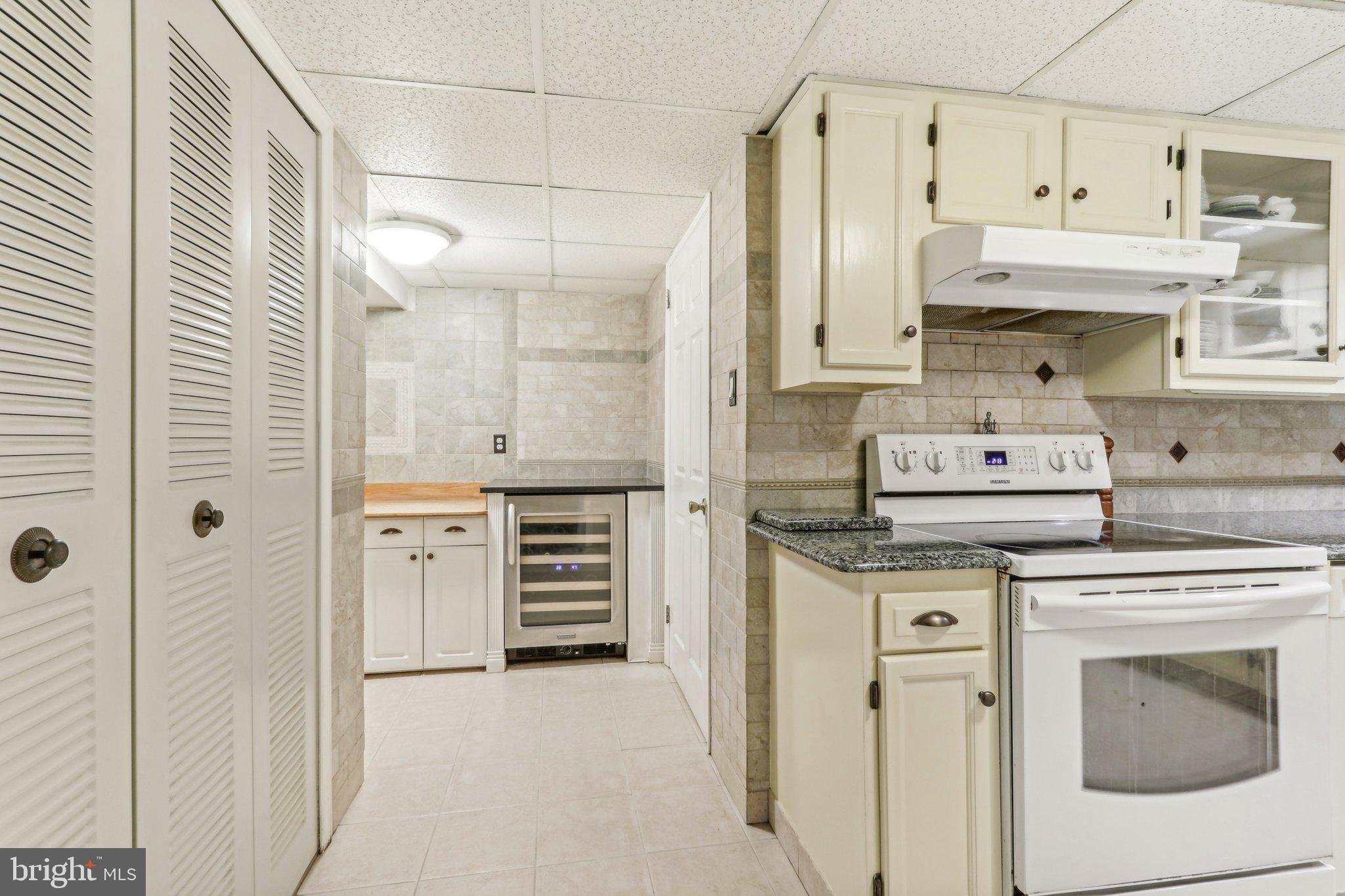 HIGHLAND GARDENS - Residential