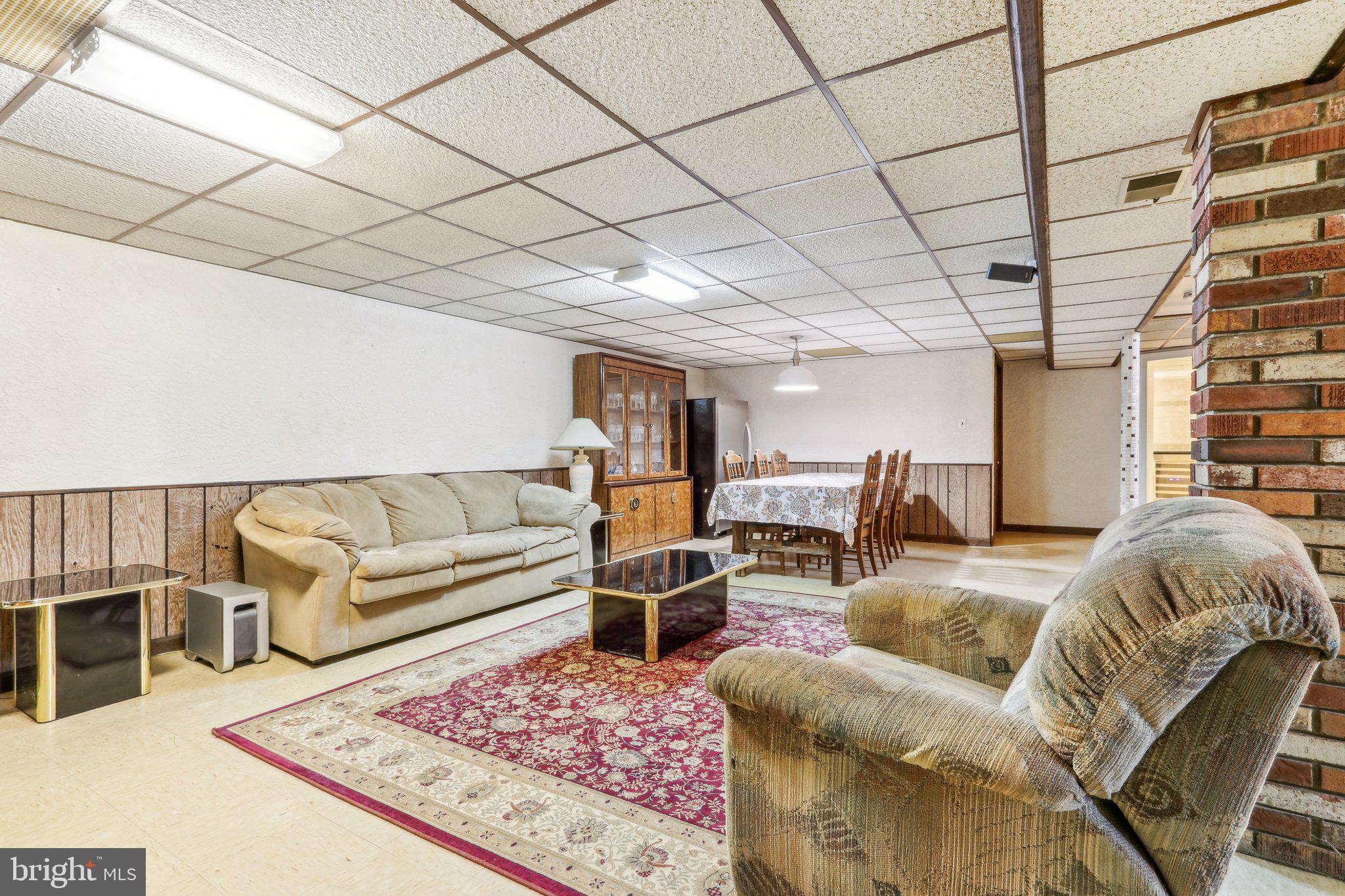 HIGHLAND GARDENS - Residential