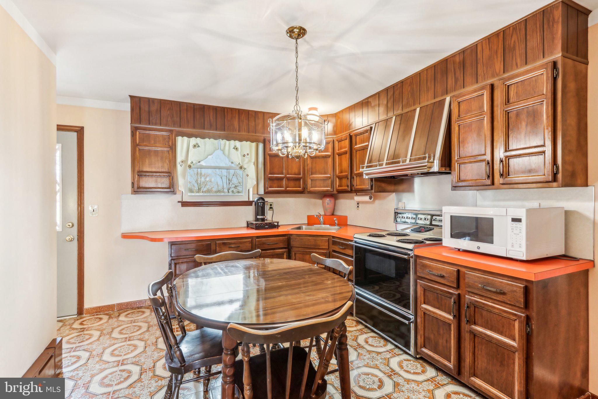 HIGHLAND GARDENS - Residential