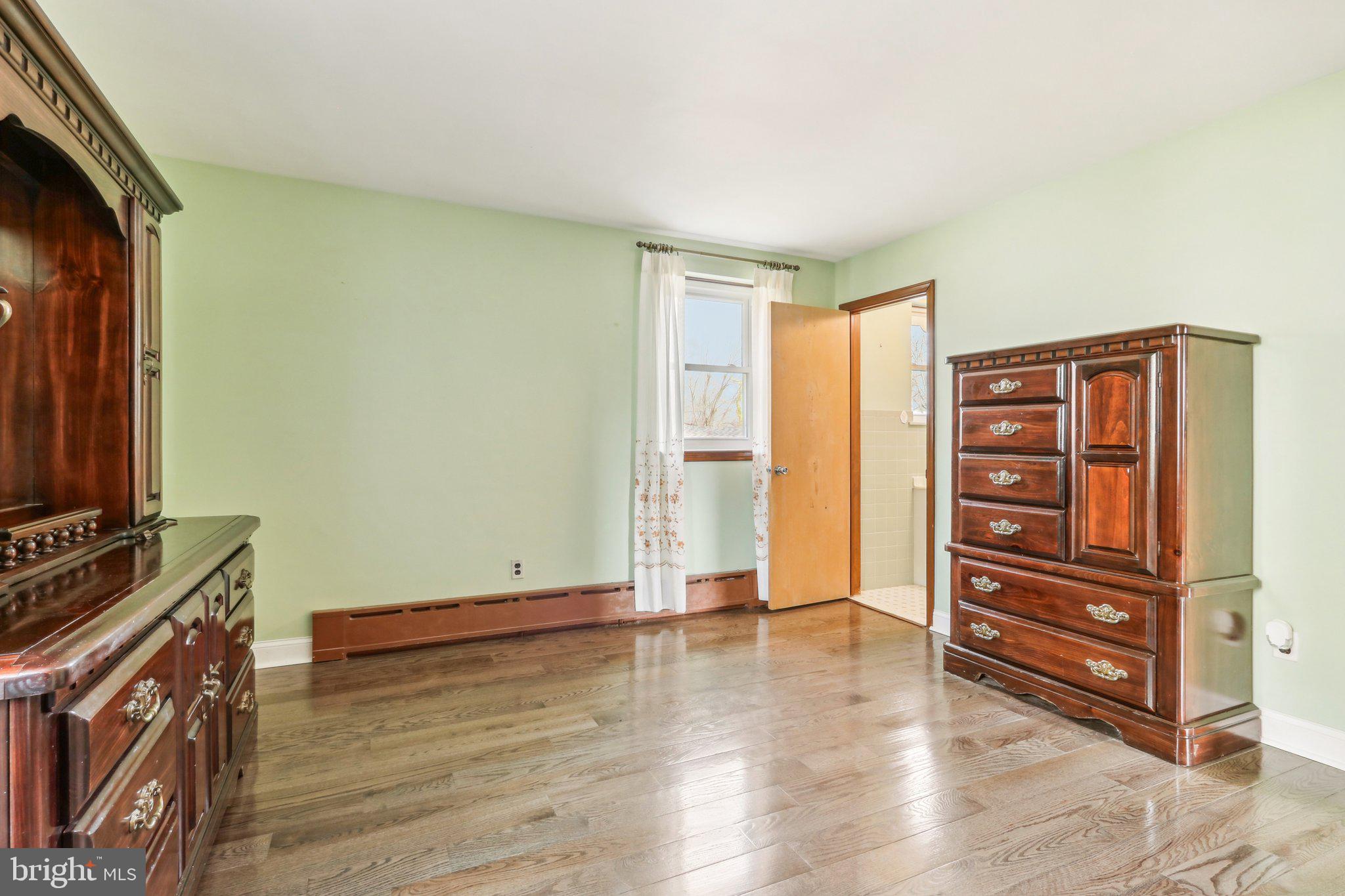 HIGHLAND GARDENS - Residential