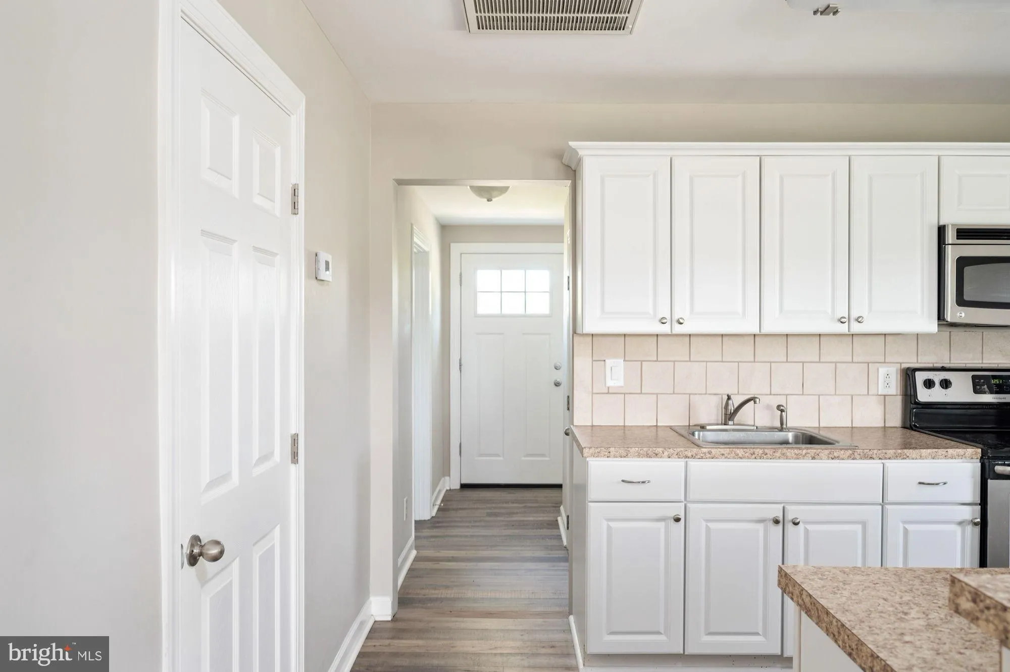 Fredericksburg, Virginia 22405, United States, 2 Bedrooms Bedrooms, ,3 BathroomsBathrooms,Residential,Active,225986