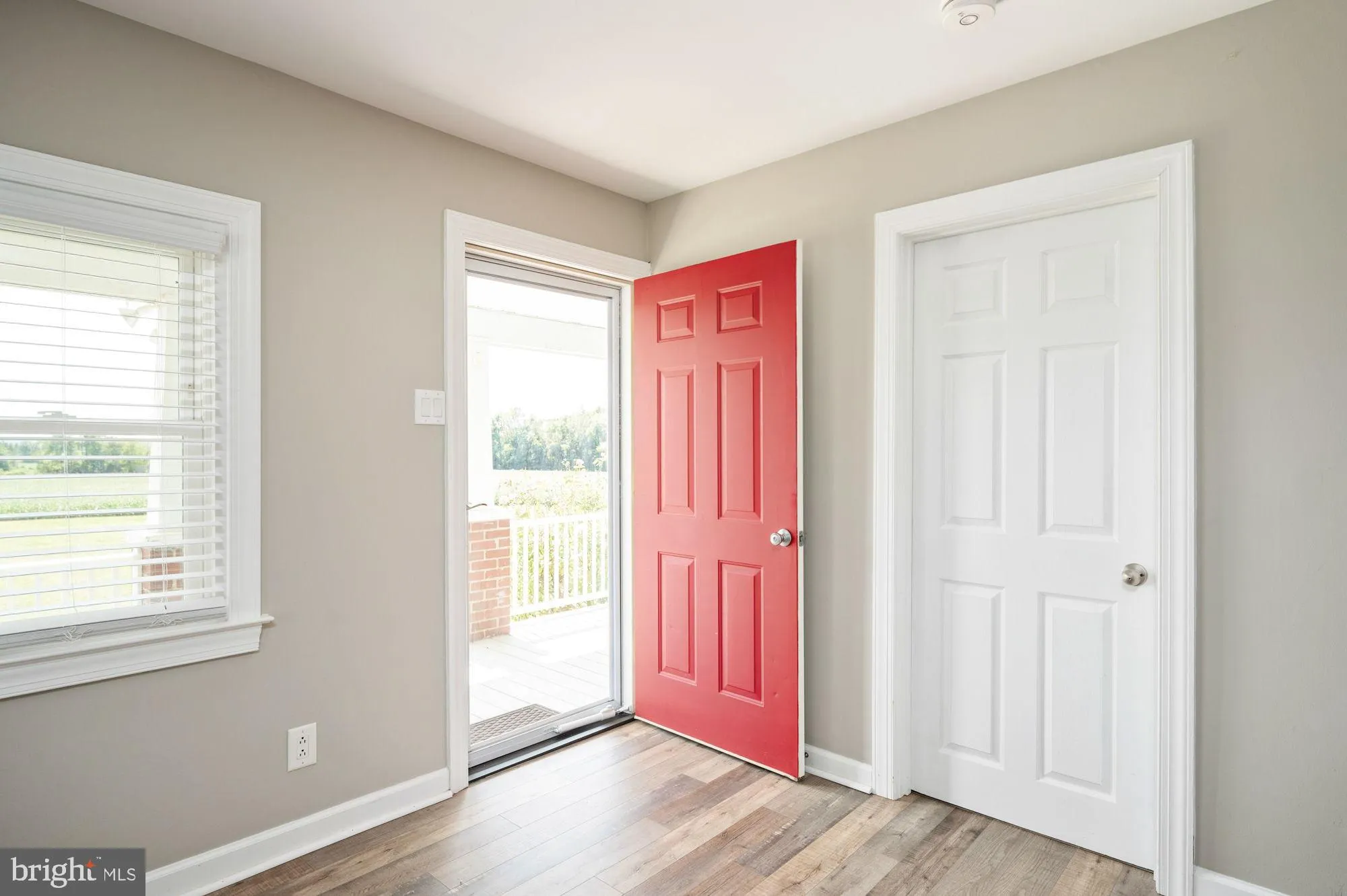 Fredericksburg, Virginia 22405, United States, 2 Bedrooms Bedrooms, ,3 BathroomsBathrooms,Residential,Active,225986