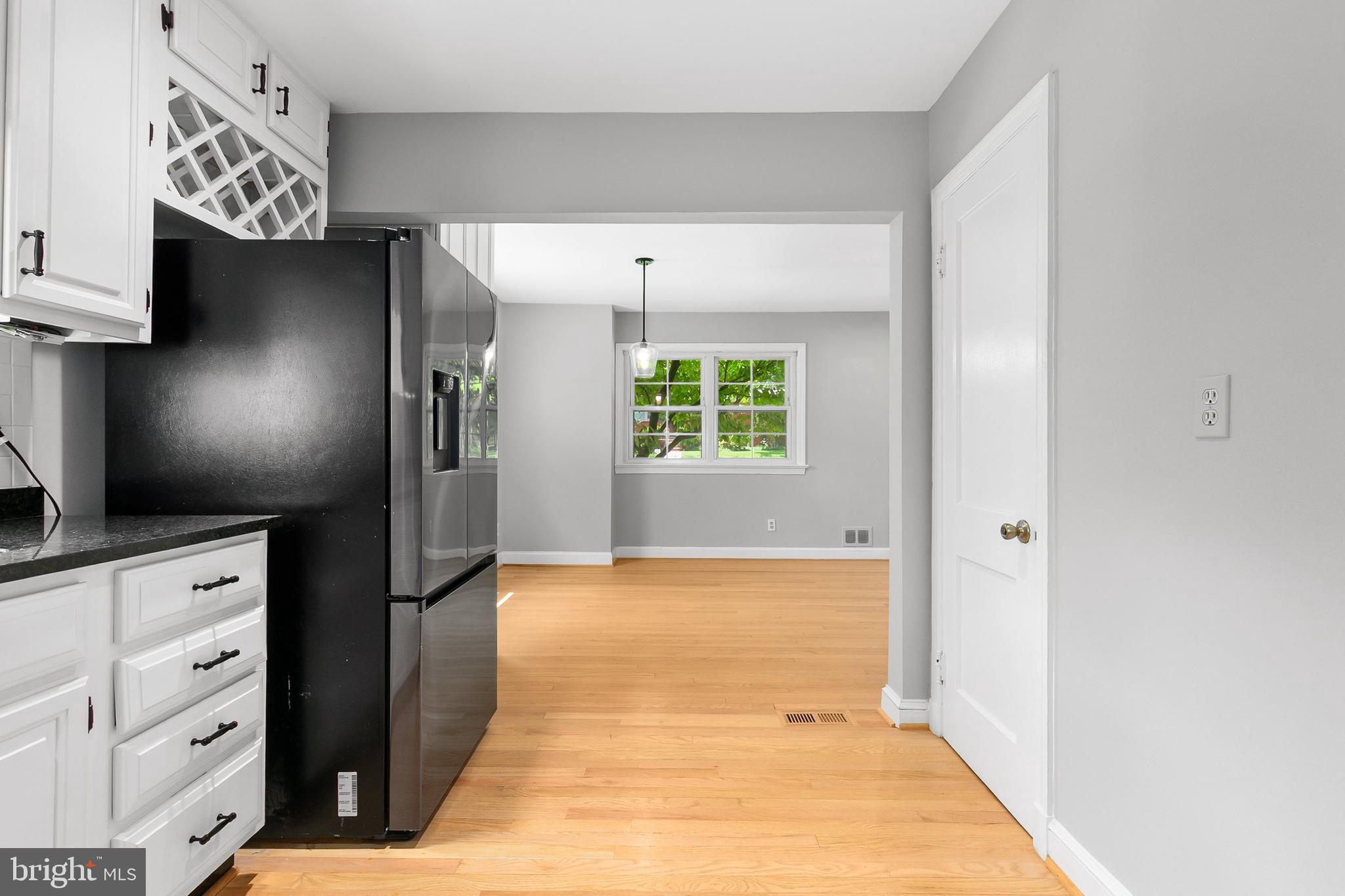 NORTH KENSINGTON - Residential