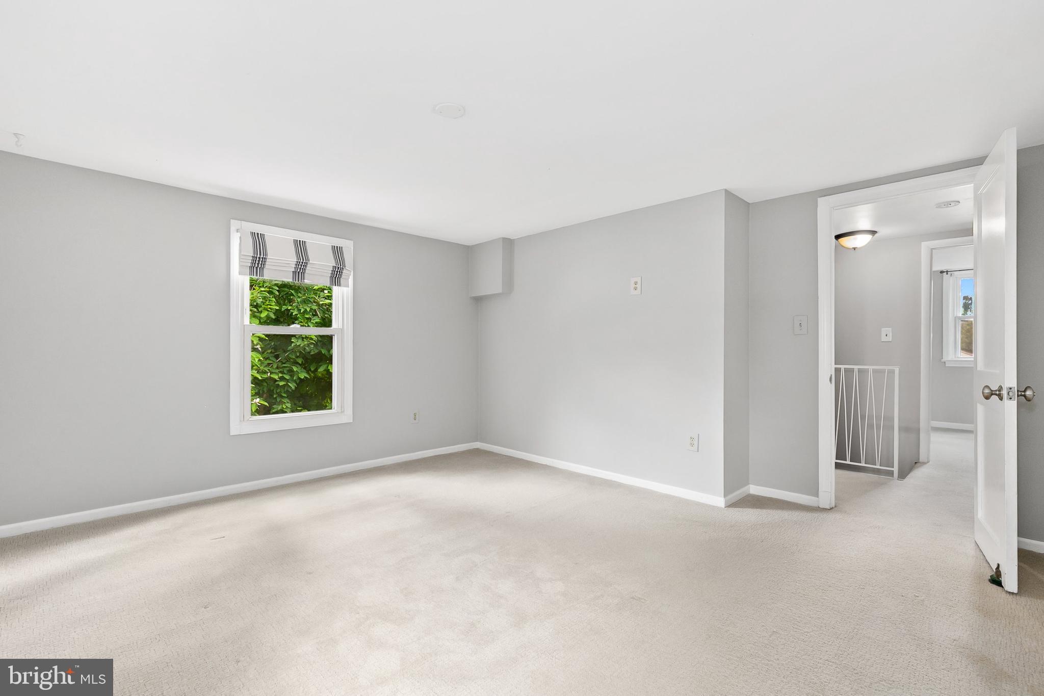 NORTH KENSINGTON - Residential