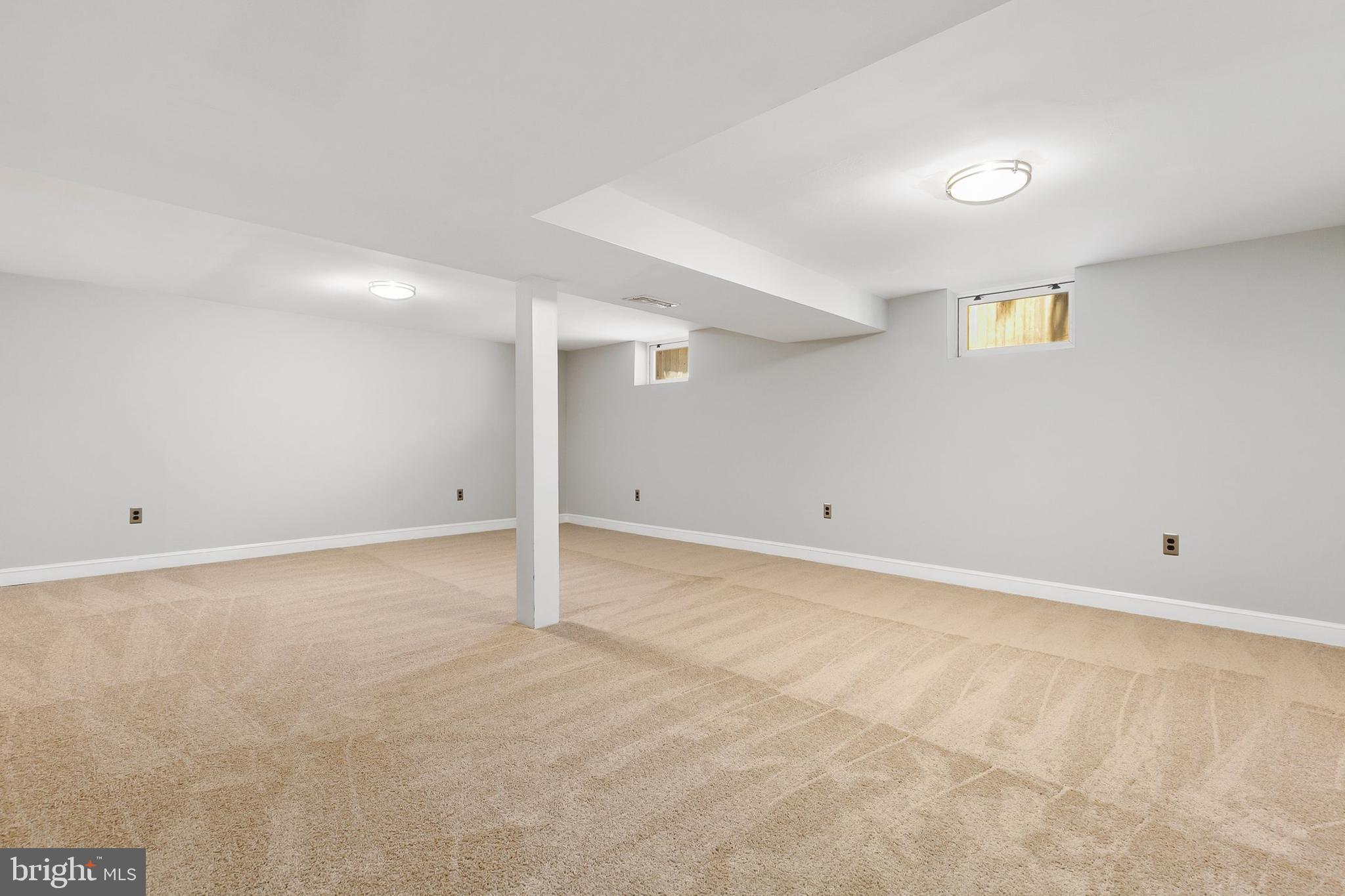 NORTH KENSINGTON - Residential