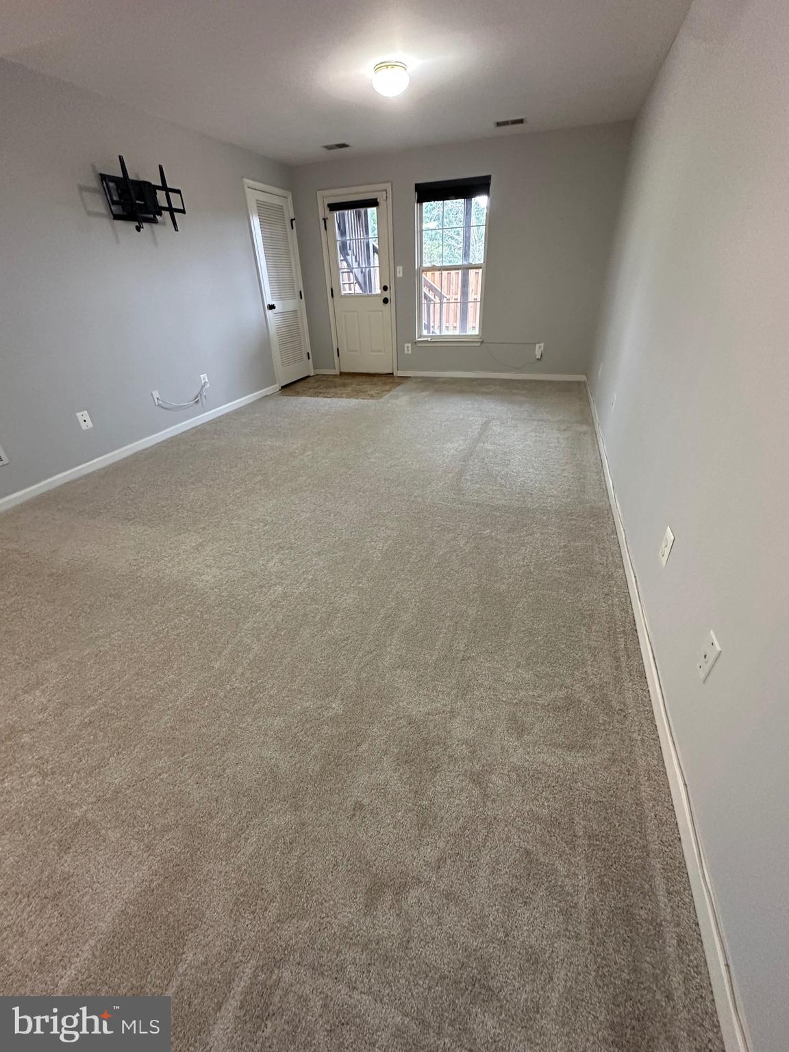 GREENHILL CROSSING - Residential Lease