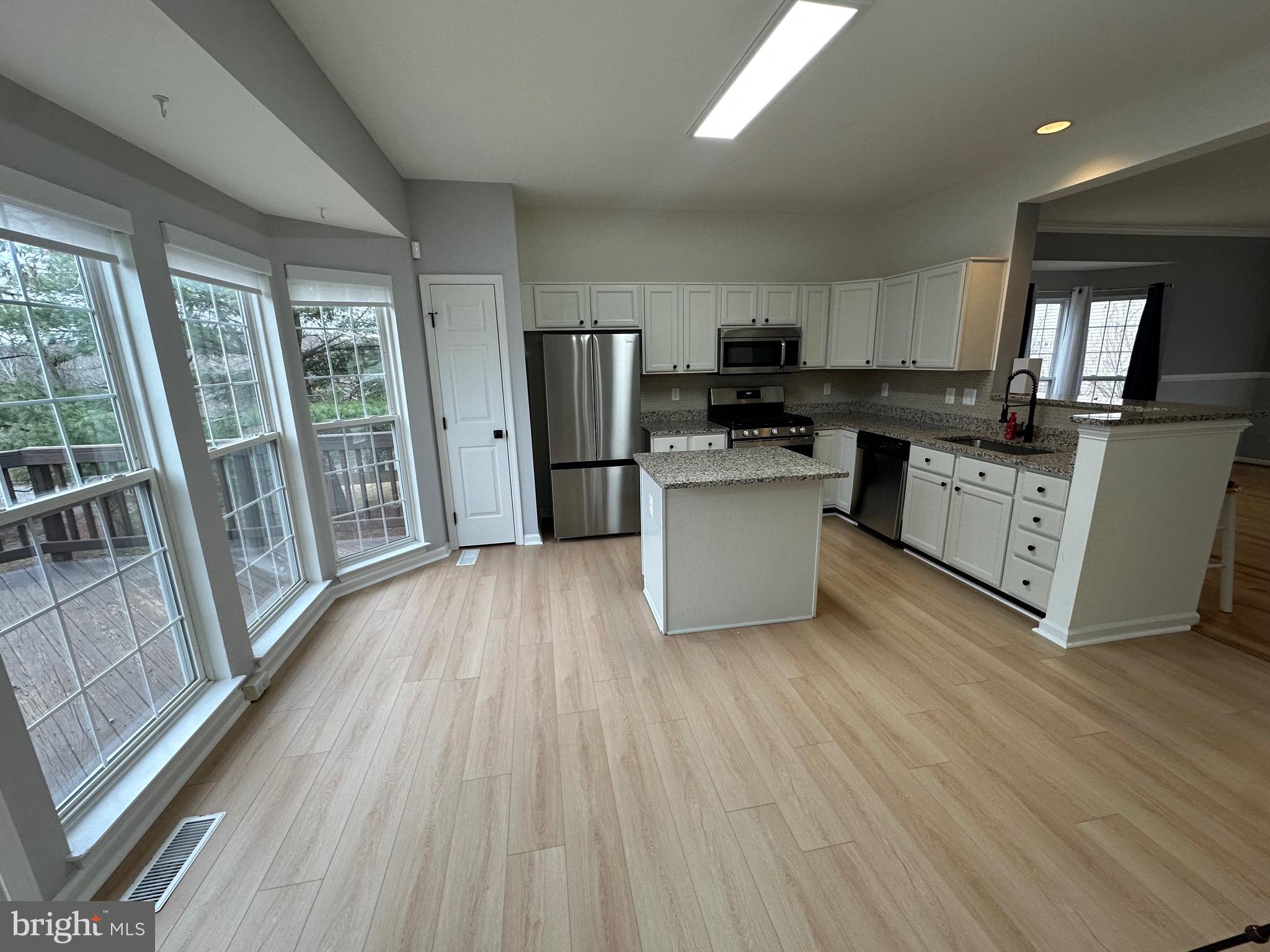 GREENHILL CROSSING - Residential Lease