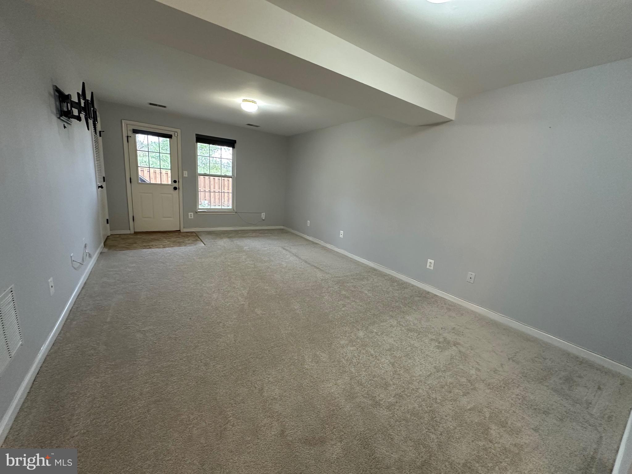 GREENHILL CROSSING - Residential Lease