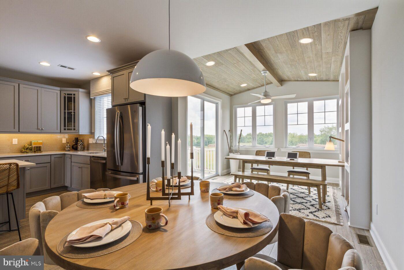 STERLING WALK - Residential