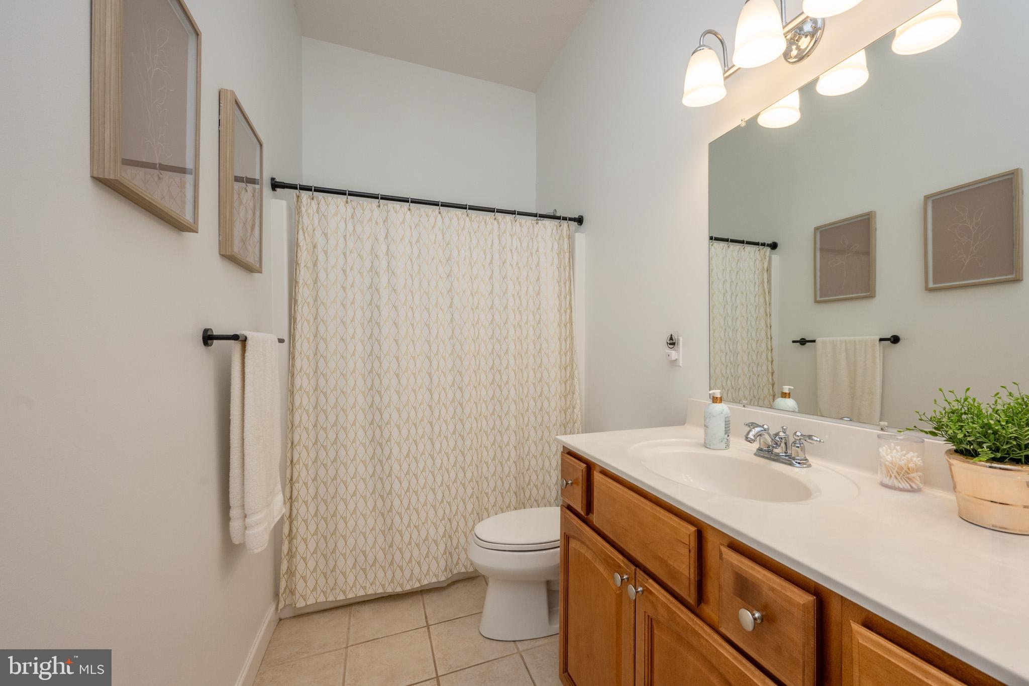 WATERFRONT GREENS - Residential