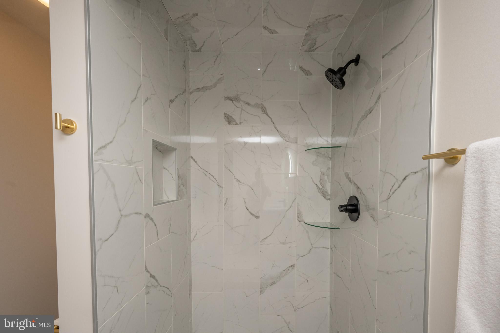 WATERFRONT GREENS - Residential