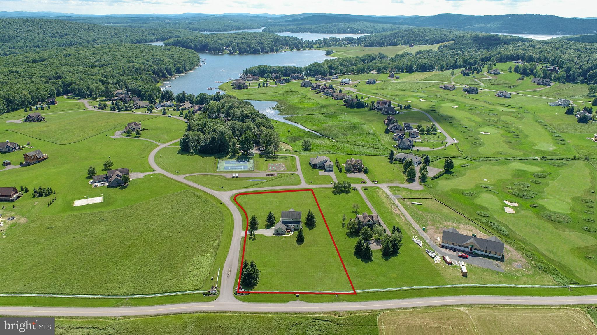 WATERFRONT GREENS - Residential