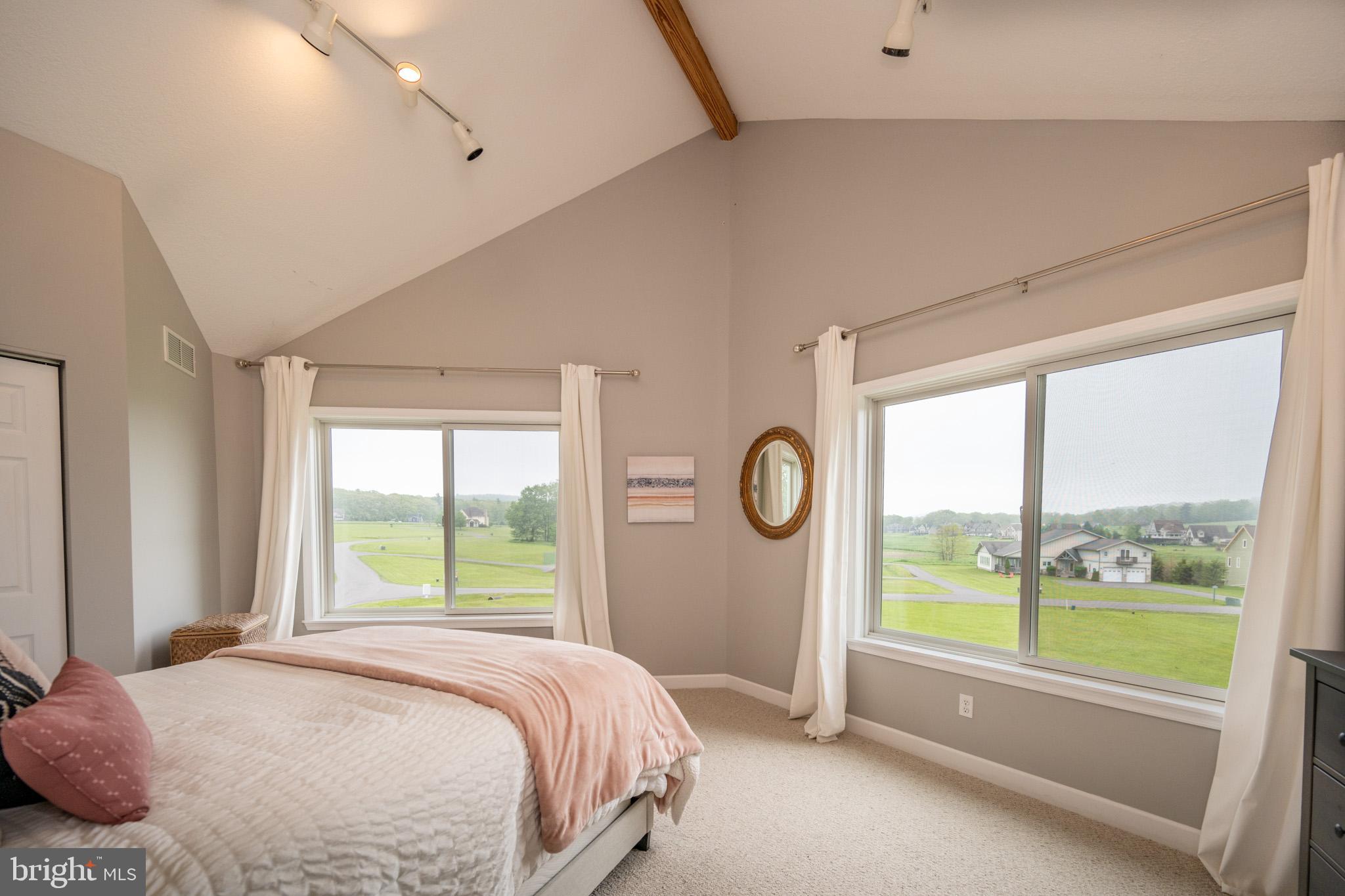 WATERFRONT GREENS - Residential