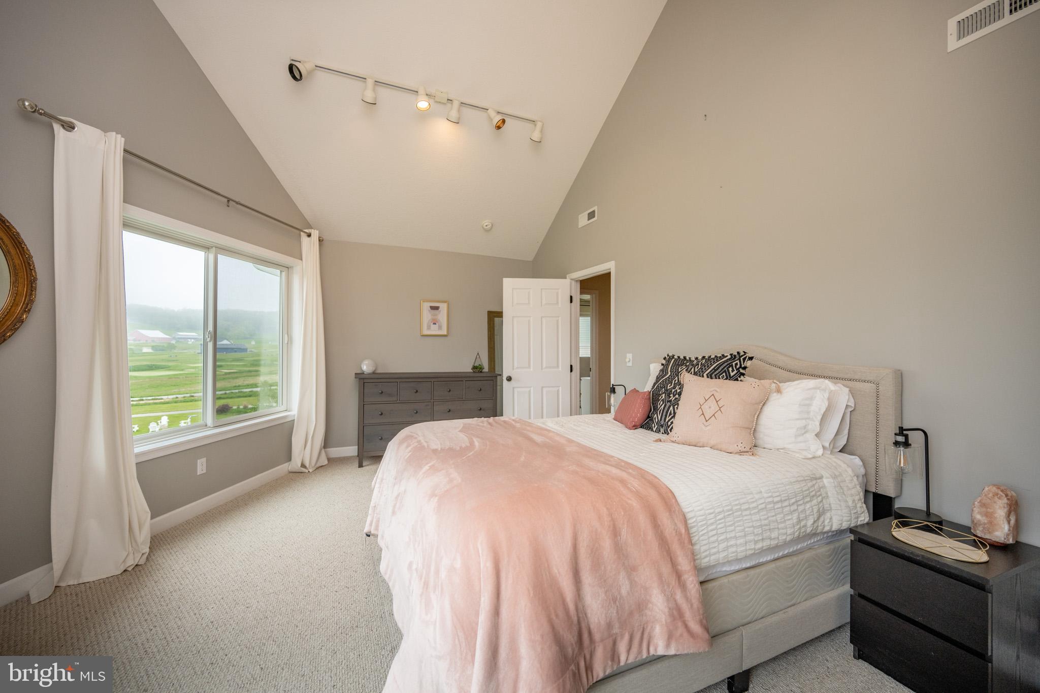 WATERFRONT GREENS - Residential