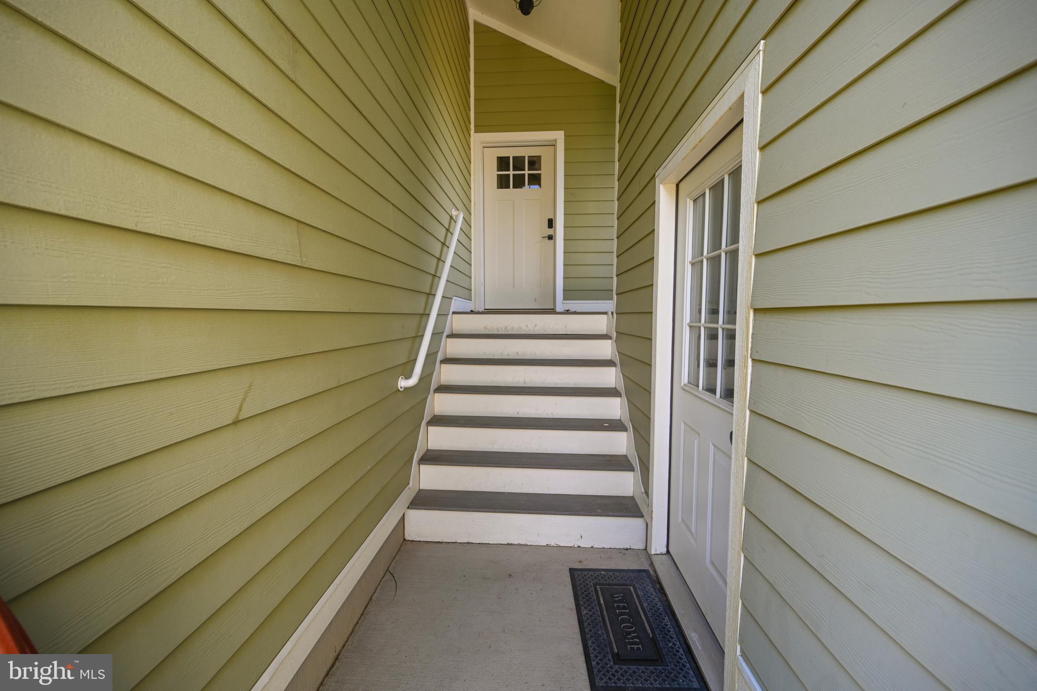 WATERFRONT GREENS - Residential