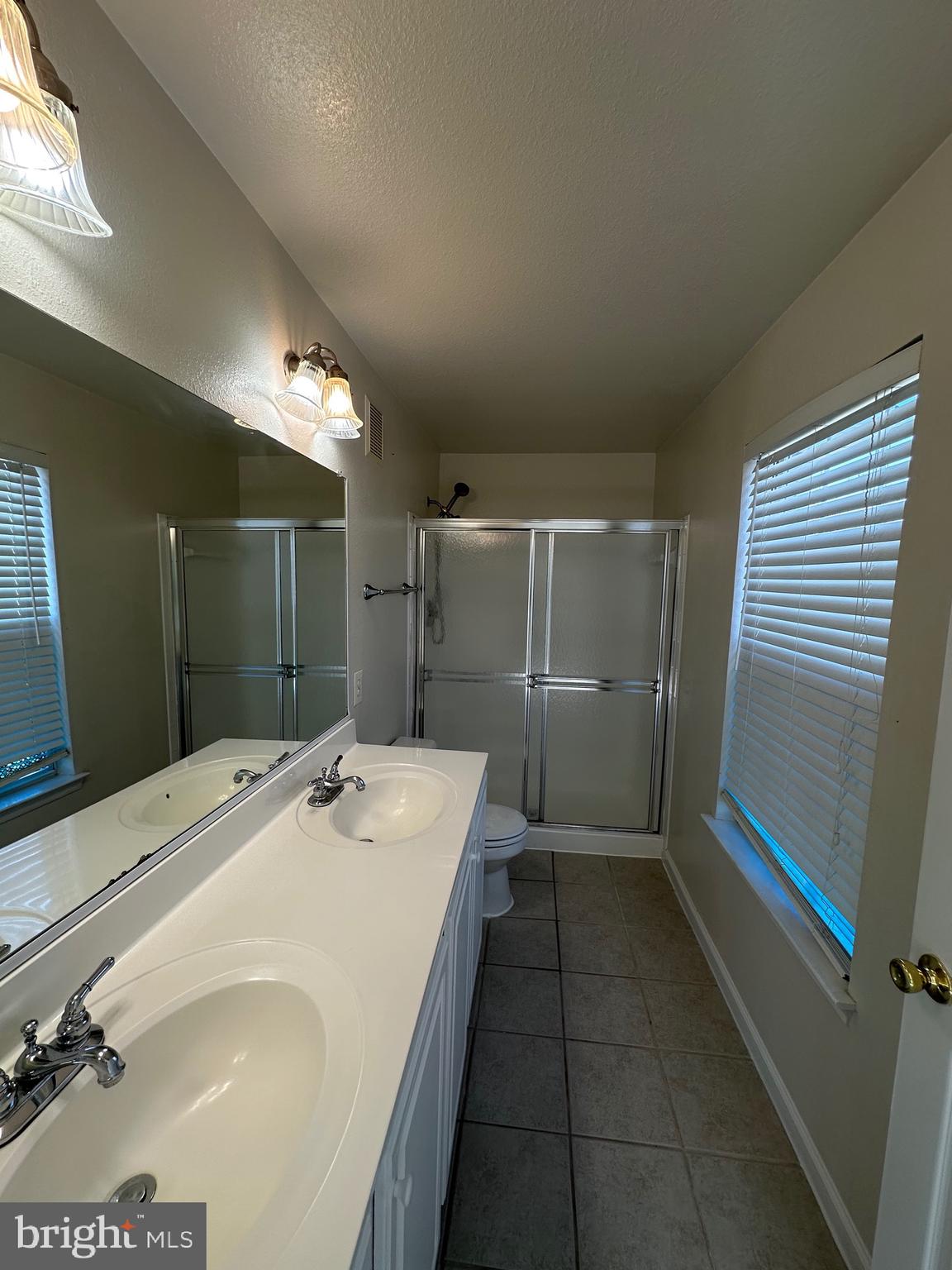 FOX MILL STATION - Residential Lease