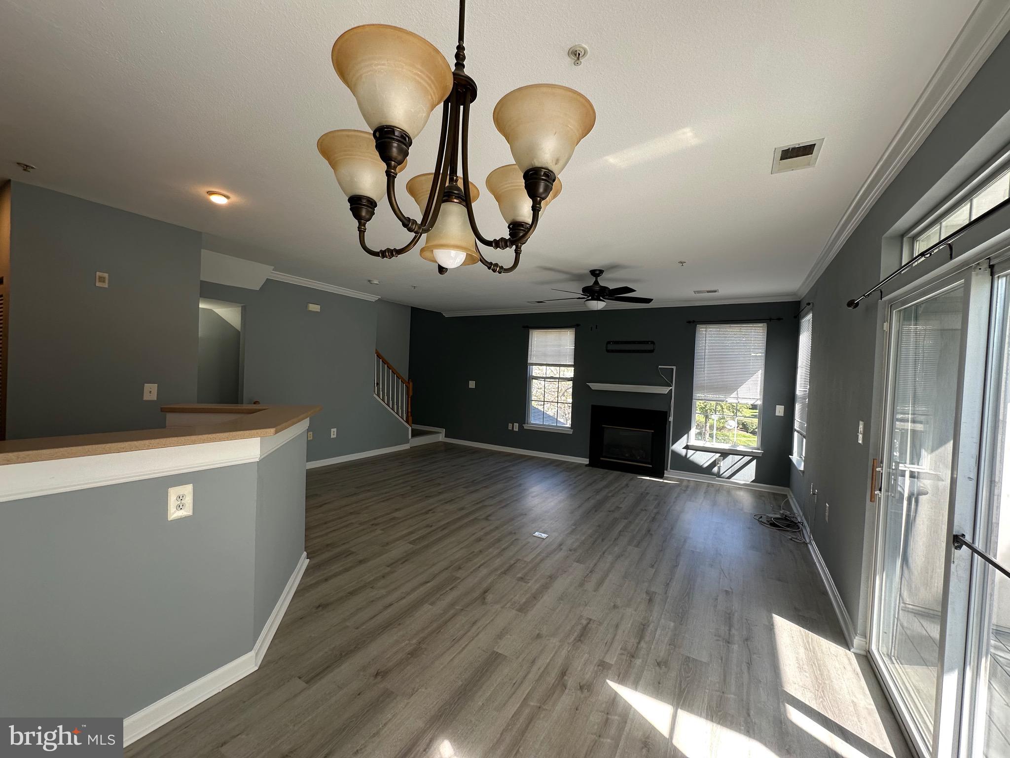 FOX MILL STATION - Residential Lease