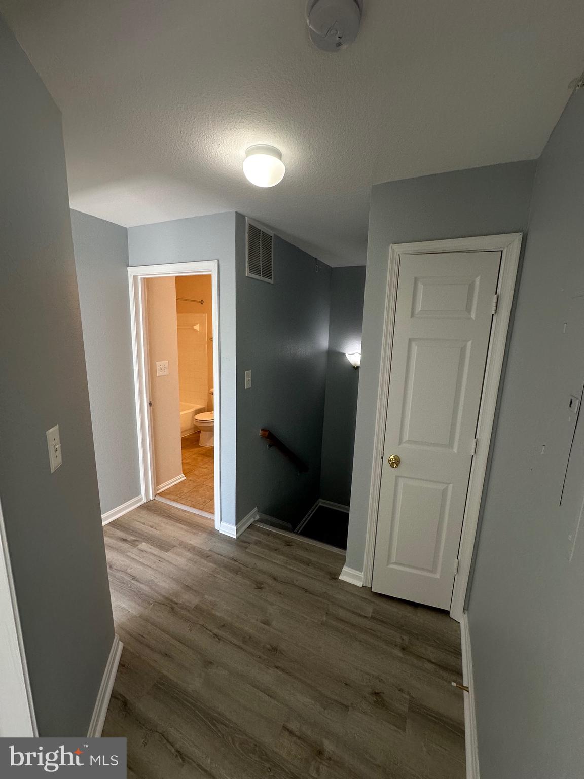 FOX MILL STATION - Residential Lease