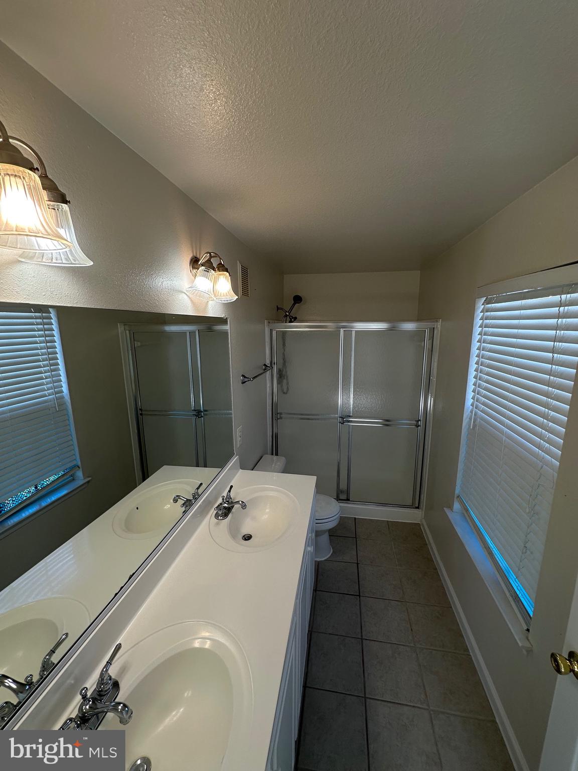 FOX MILL STATION - Residential Lease