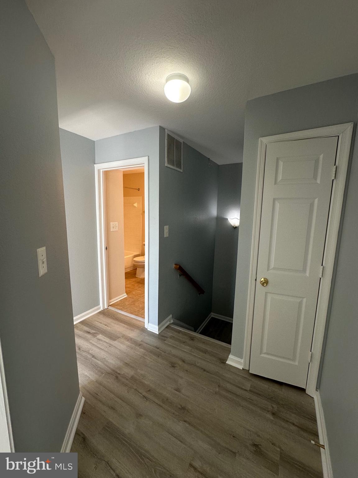 FOX MILL STATION - Residential Lease