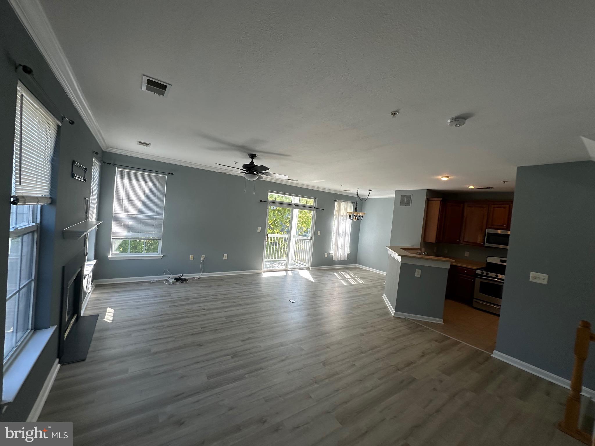 FOX MILL STATION - Residential Lease