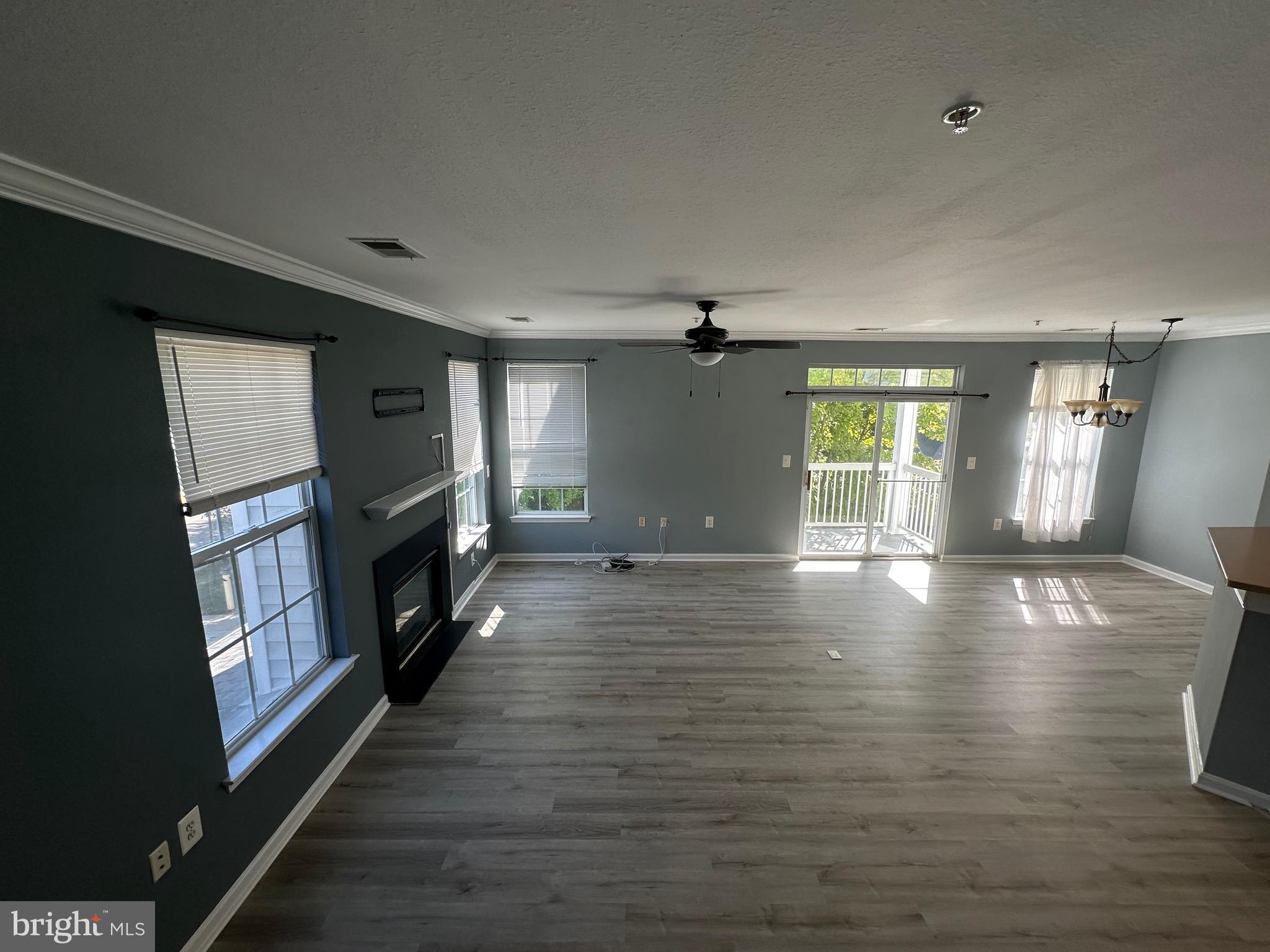 FOX MILL STATION - Residential Lease