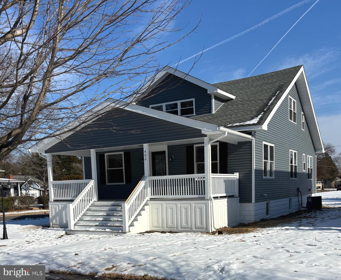 402 BOULEVARD STREET