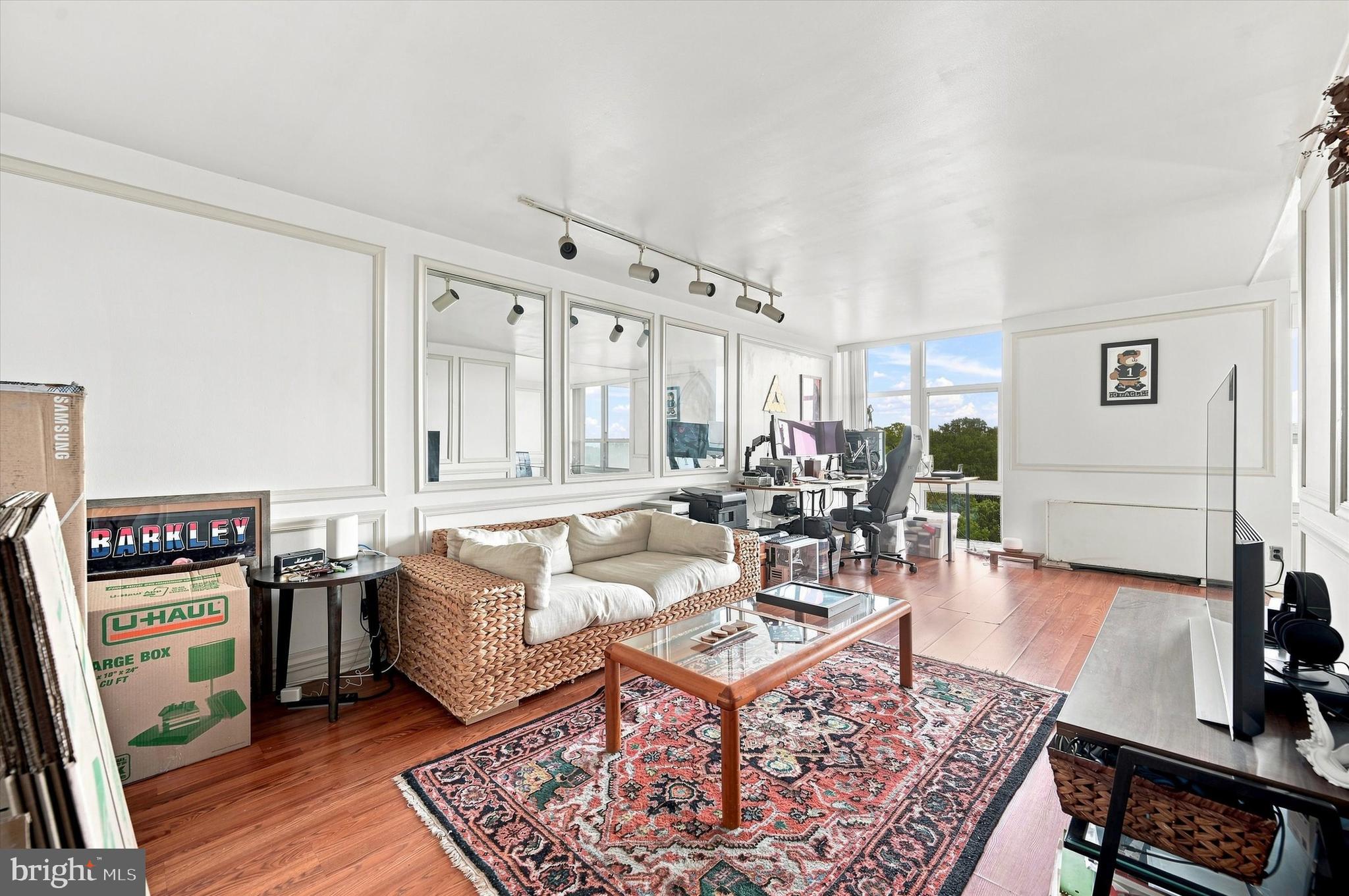 3600 CONSHOHOCKEN AVENUE 00 1414