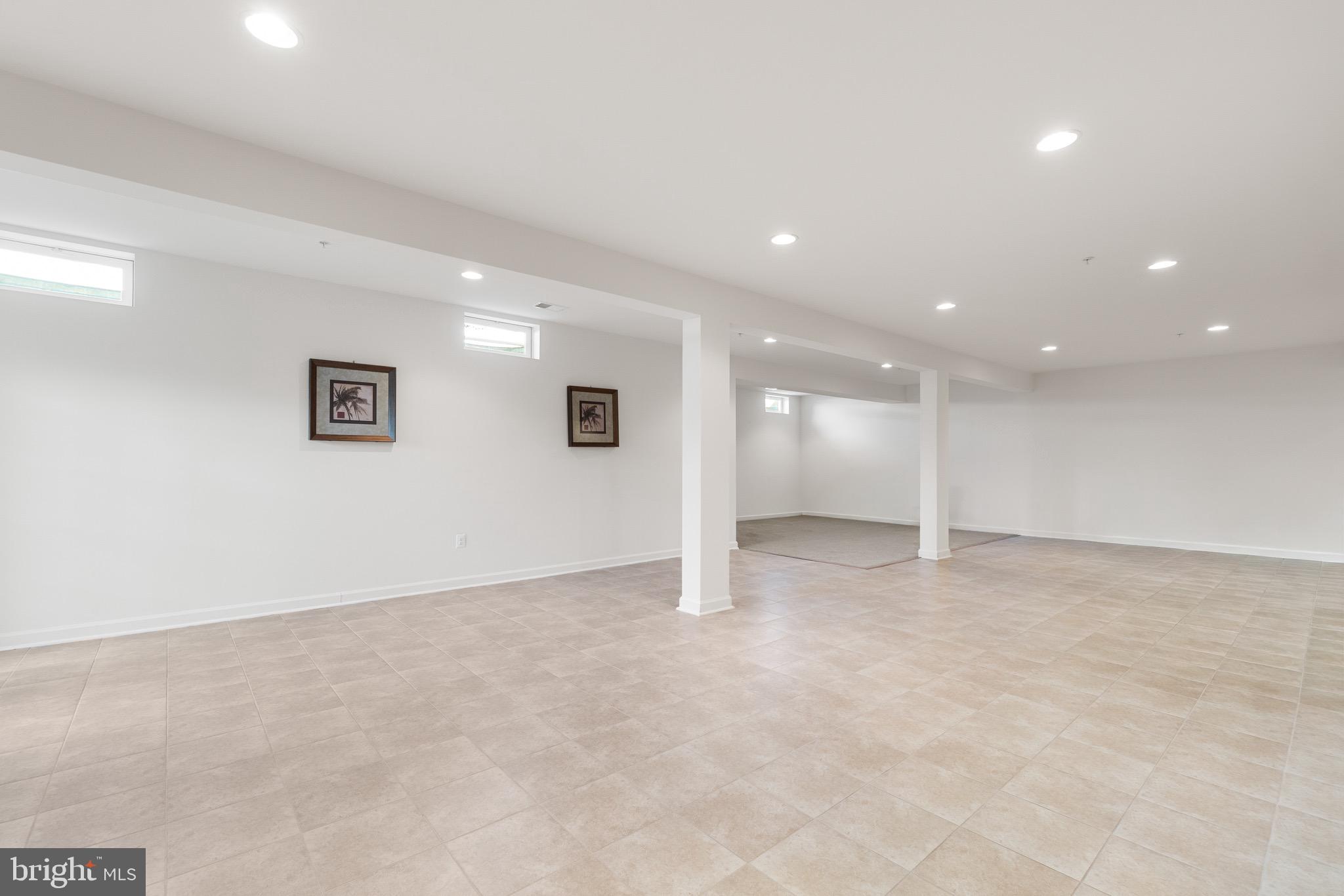 ROLLING RIDGE - Residential