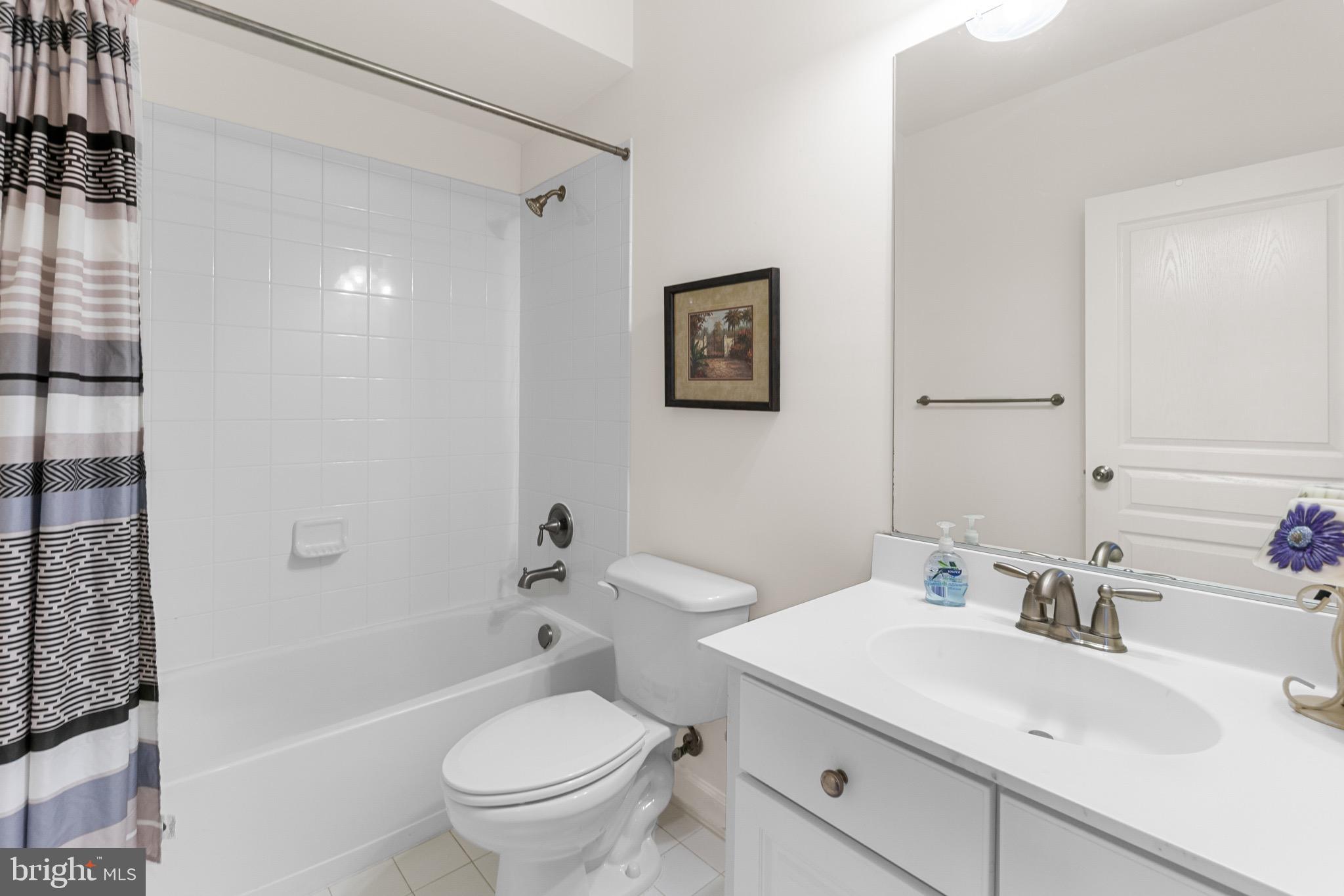 ROLLING RIDGE - Residential