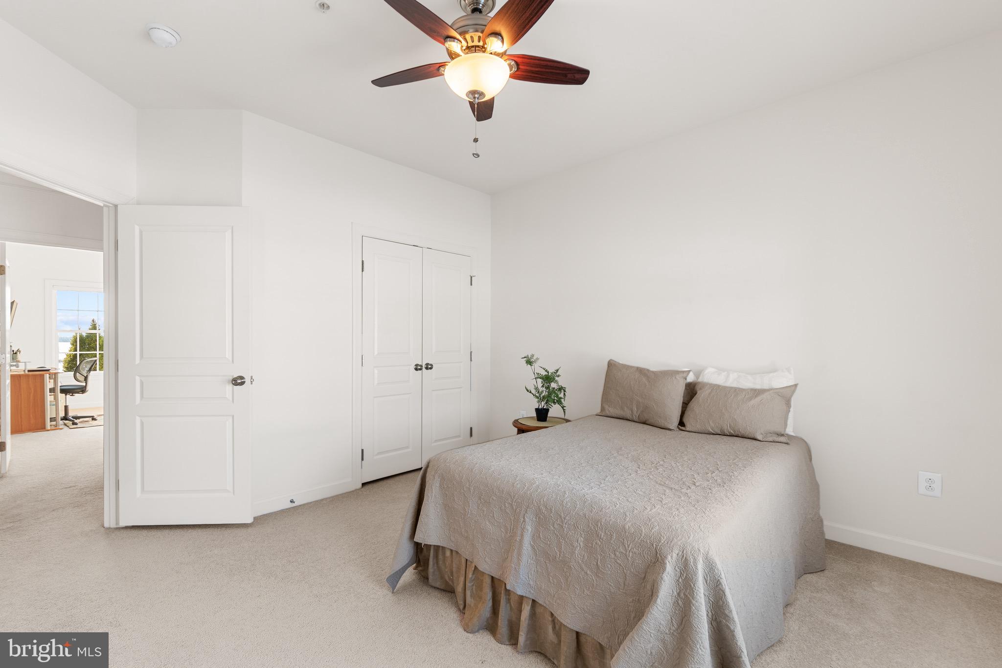 ROLLING RIDGE - Residential