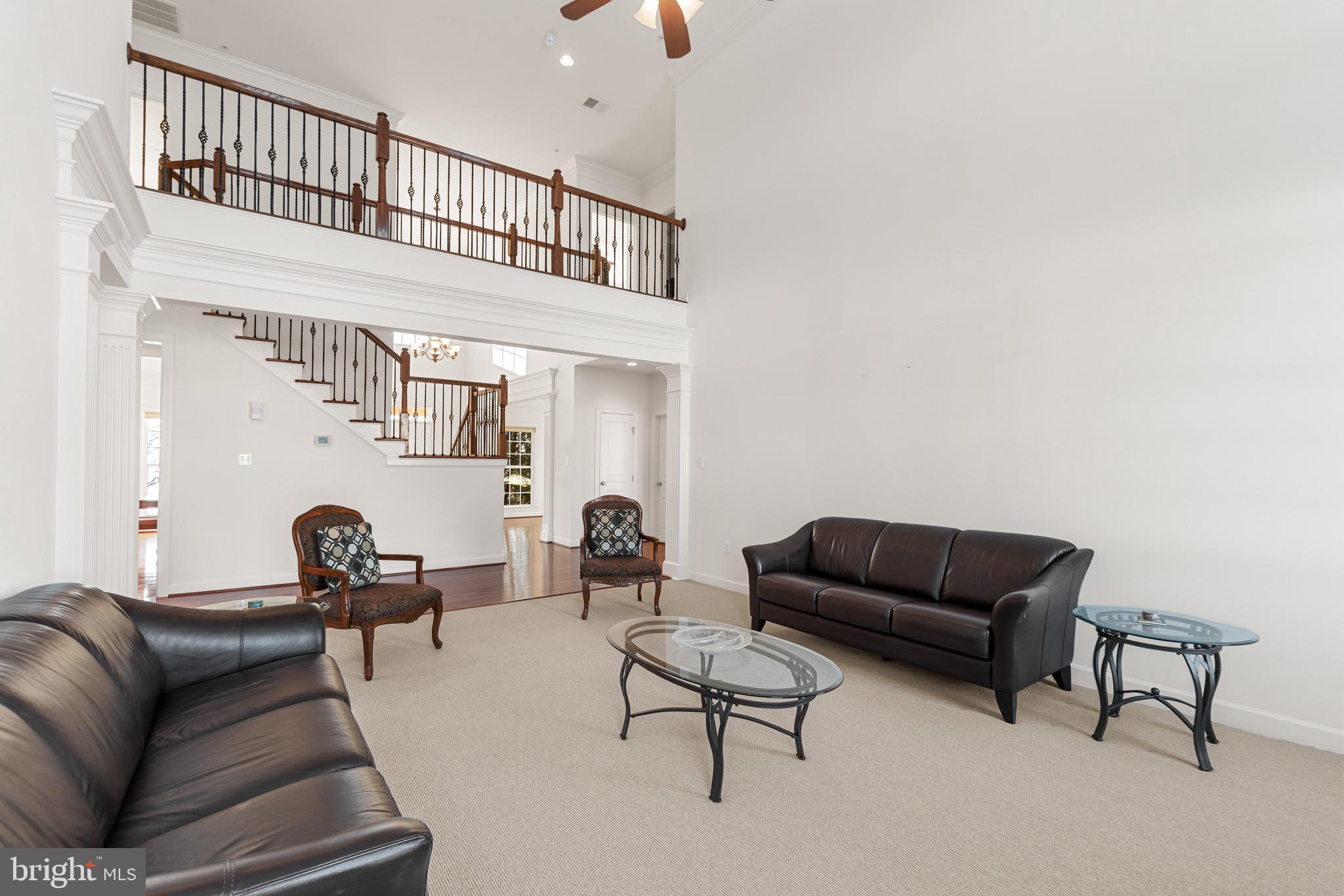 ROLLING RIDGE - Residential