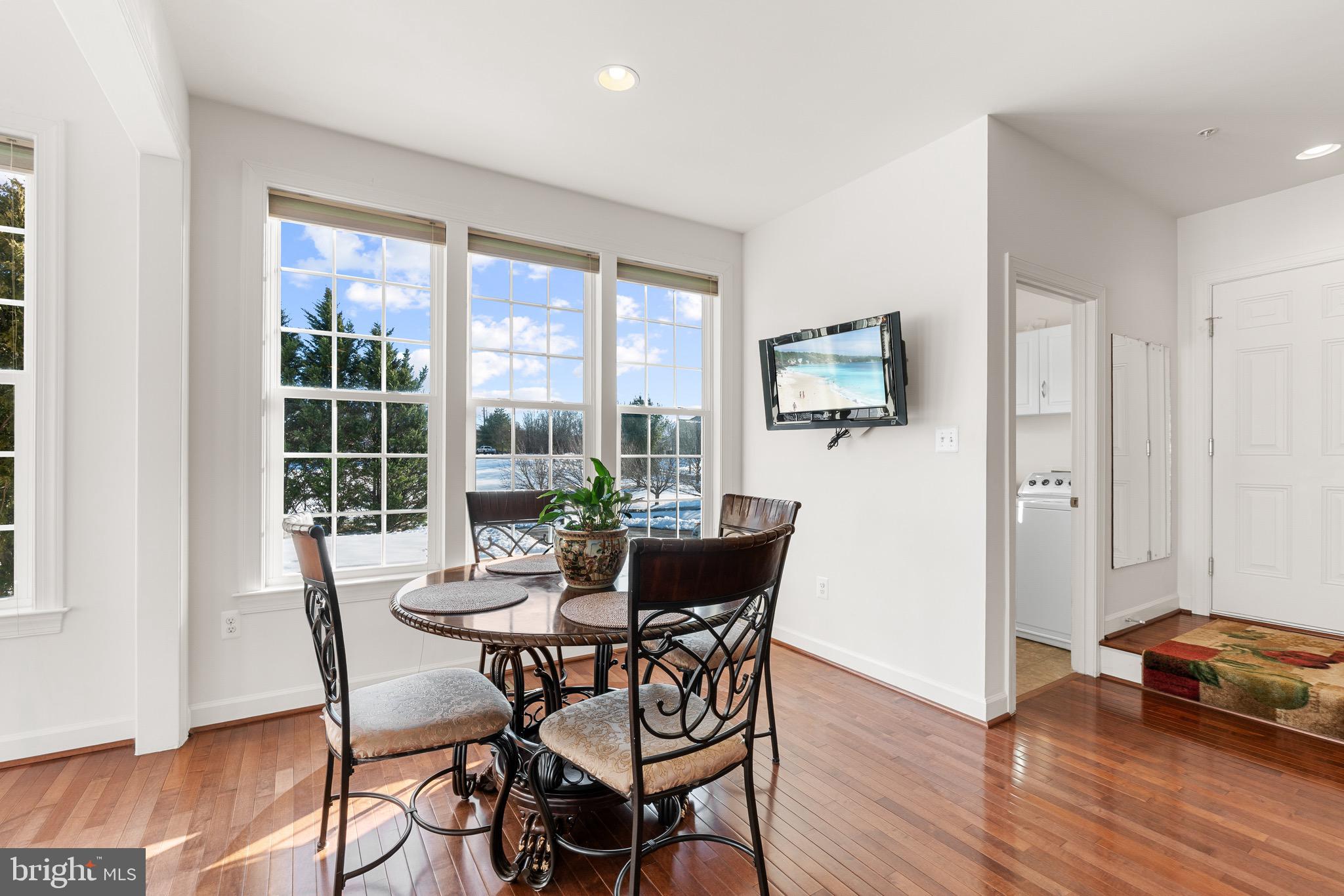 ROLLING RIDGE - Residential