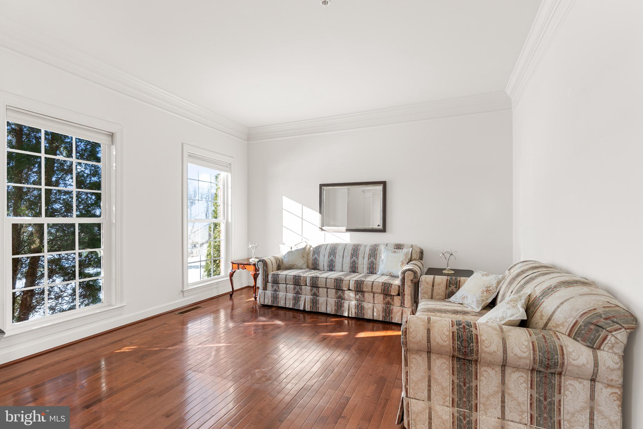 ROLLING RIDGE - Residential