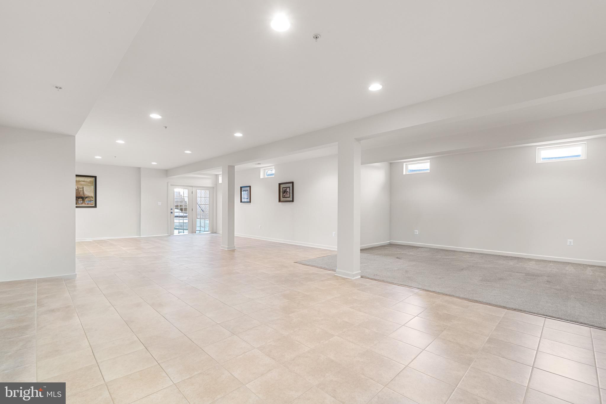 ROLLING RIDGE - Residential