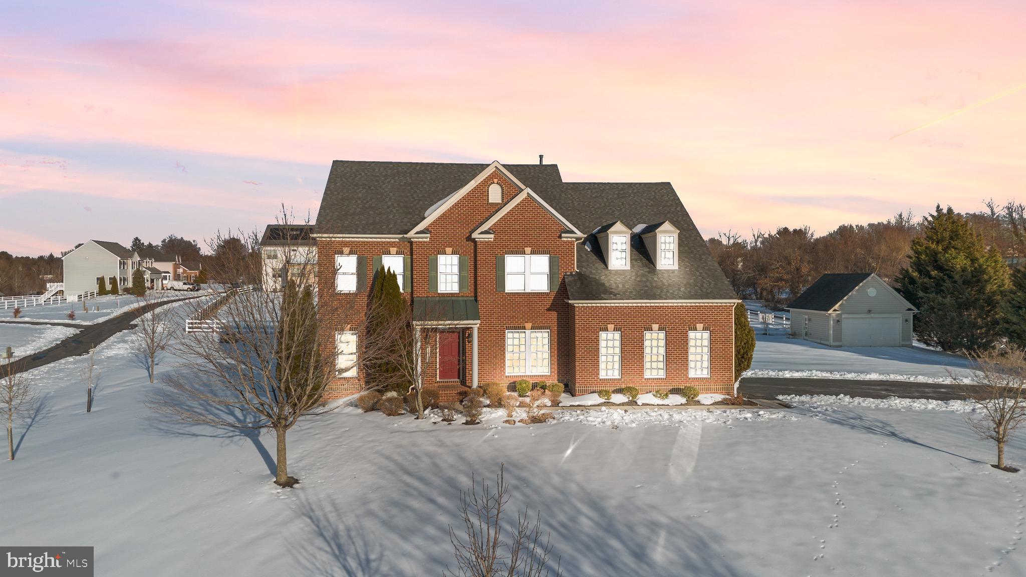 ROLLING RIDGE - Residential