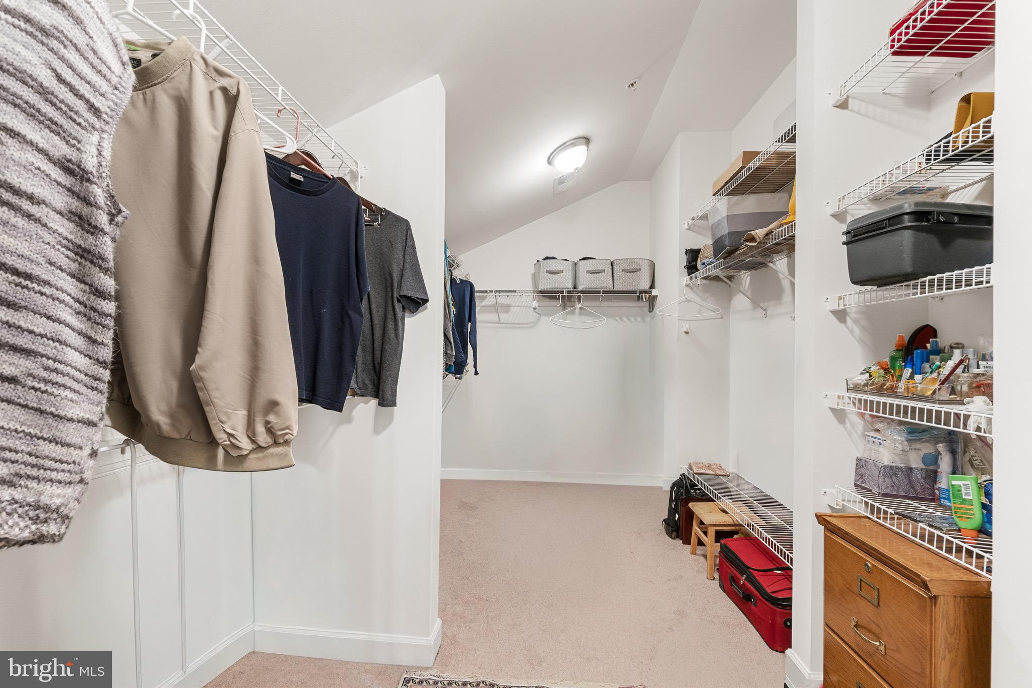 ROLLING RIDGE - Residential