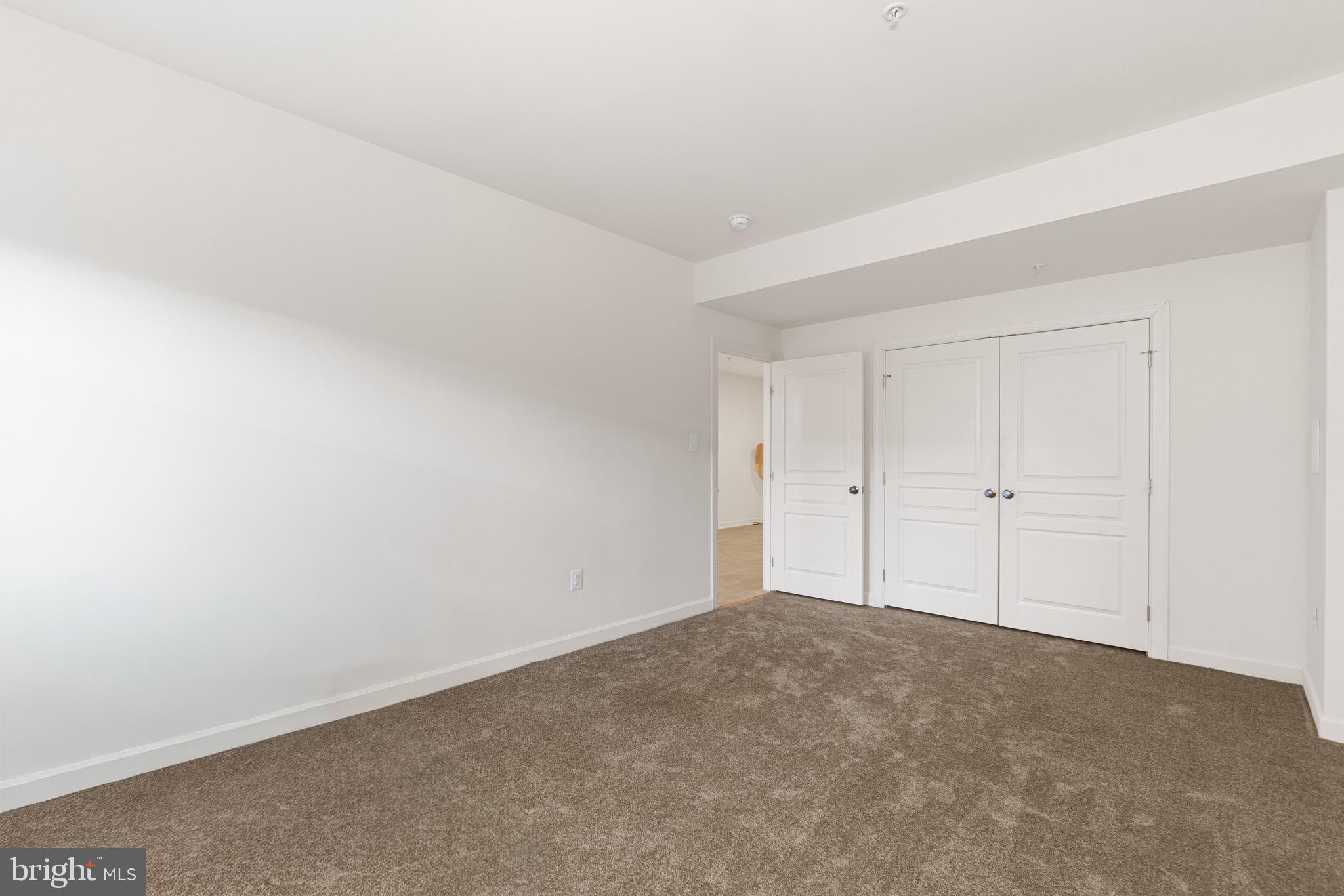 ROLLING RIDGE - Residential