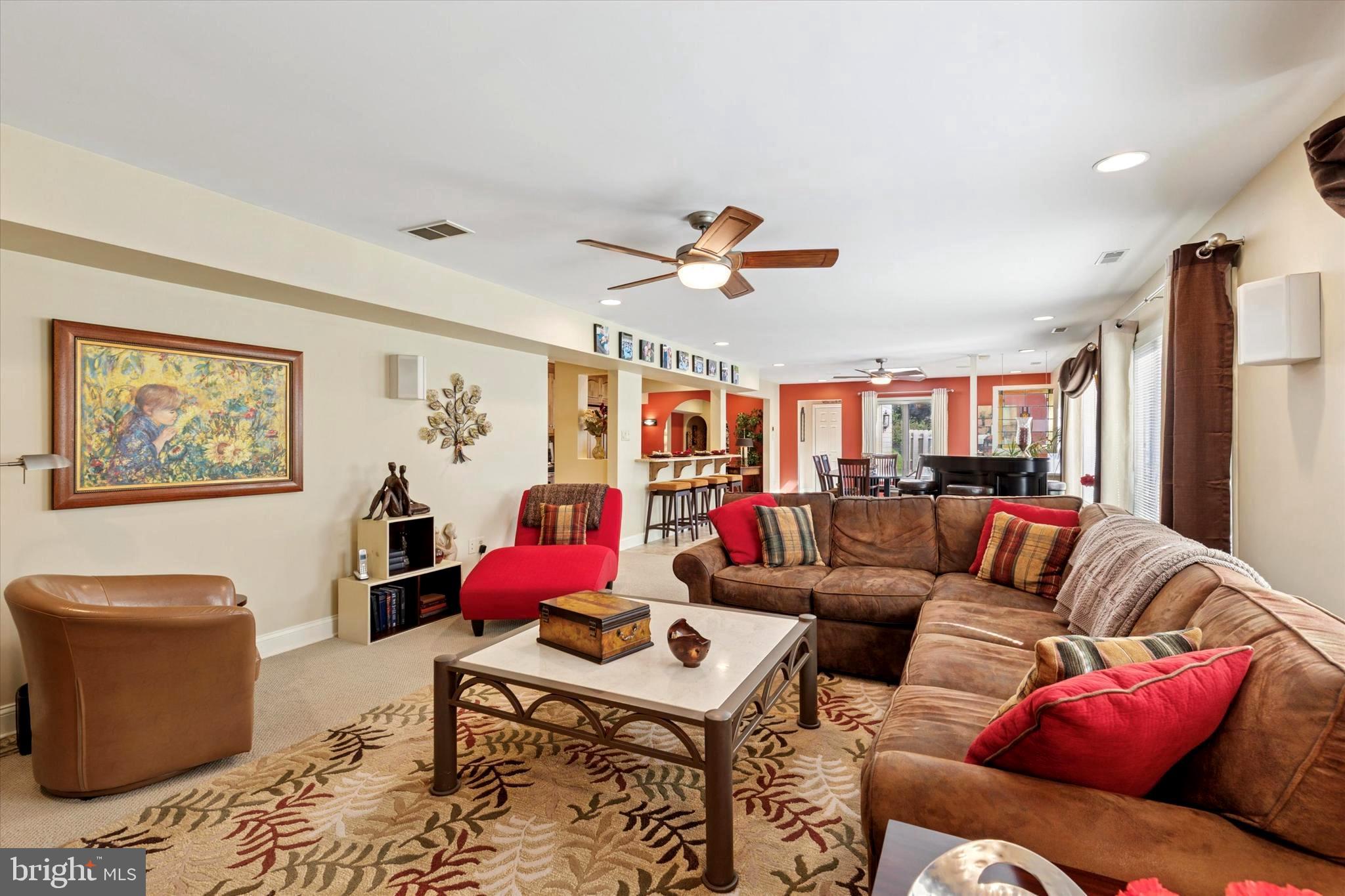 LAFAYETTE HILL - Residential