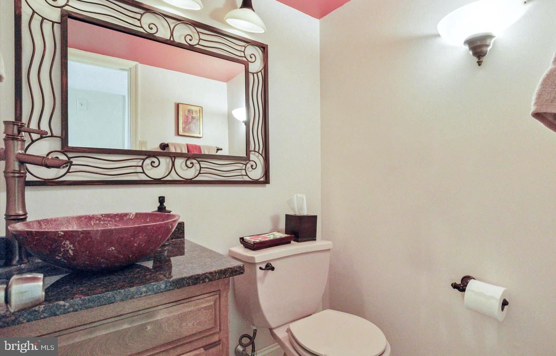 LAFAYETTE HILL - Residential