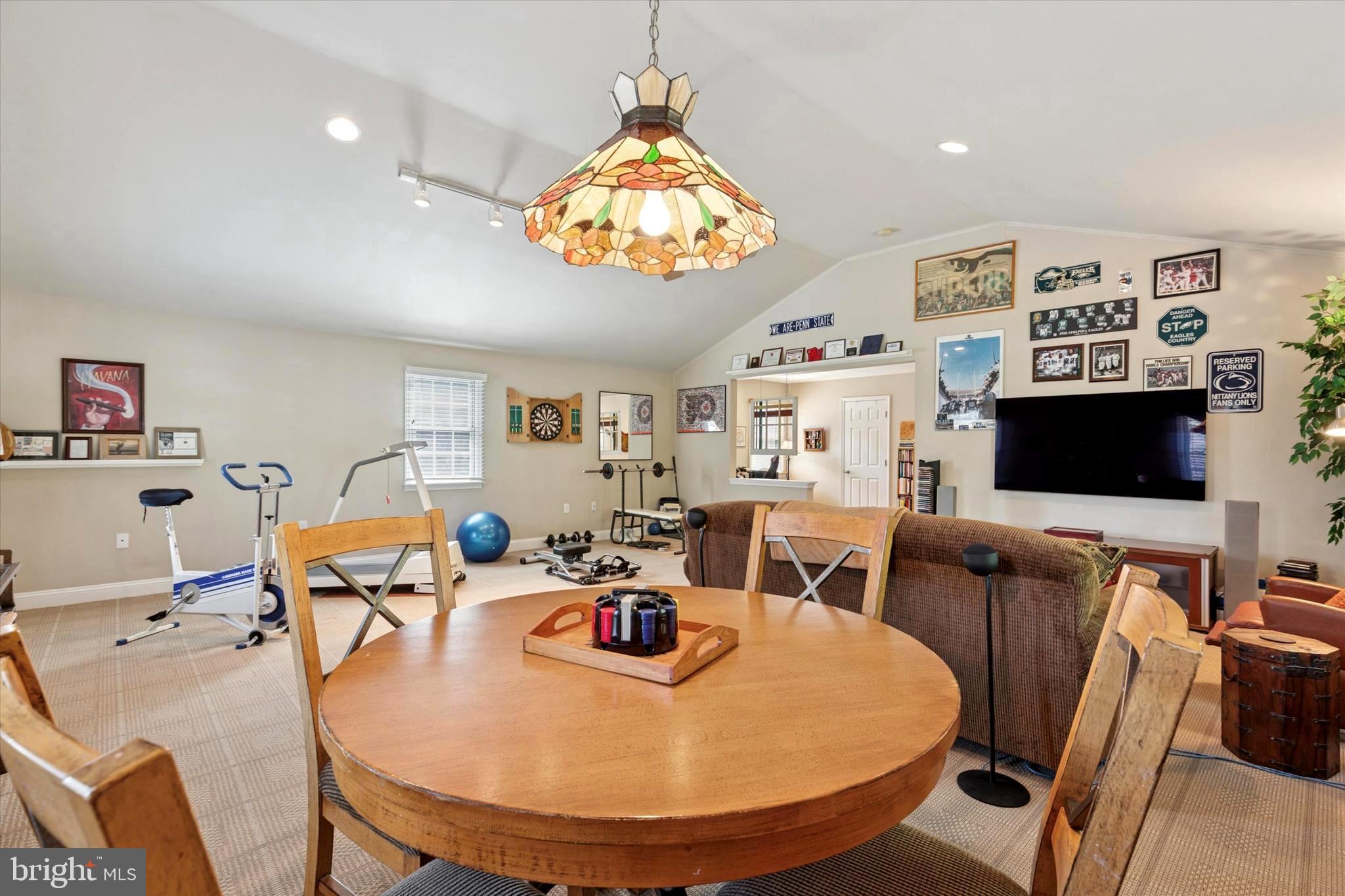 LAFAYETTE HILL - Residential