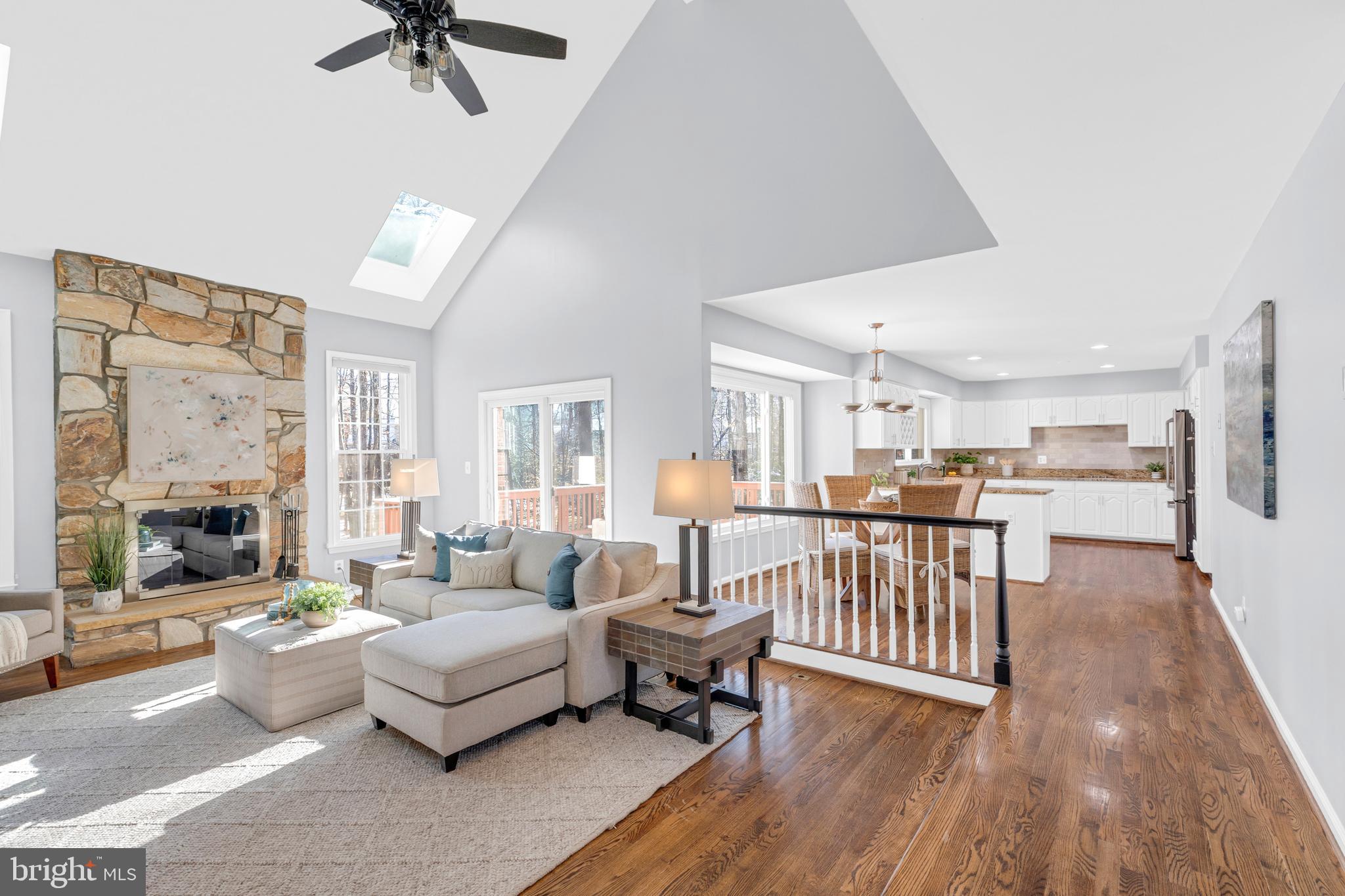 CROSSPOINTE - Residential