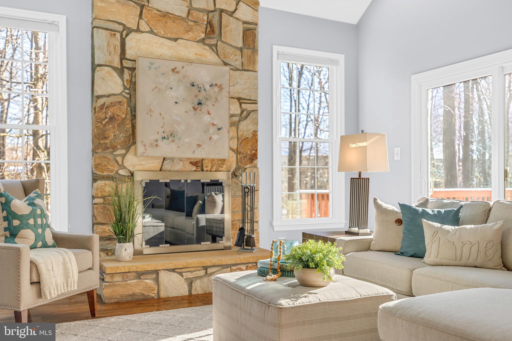 CROSSPOINTE - Residential