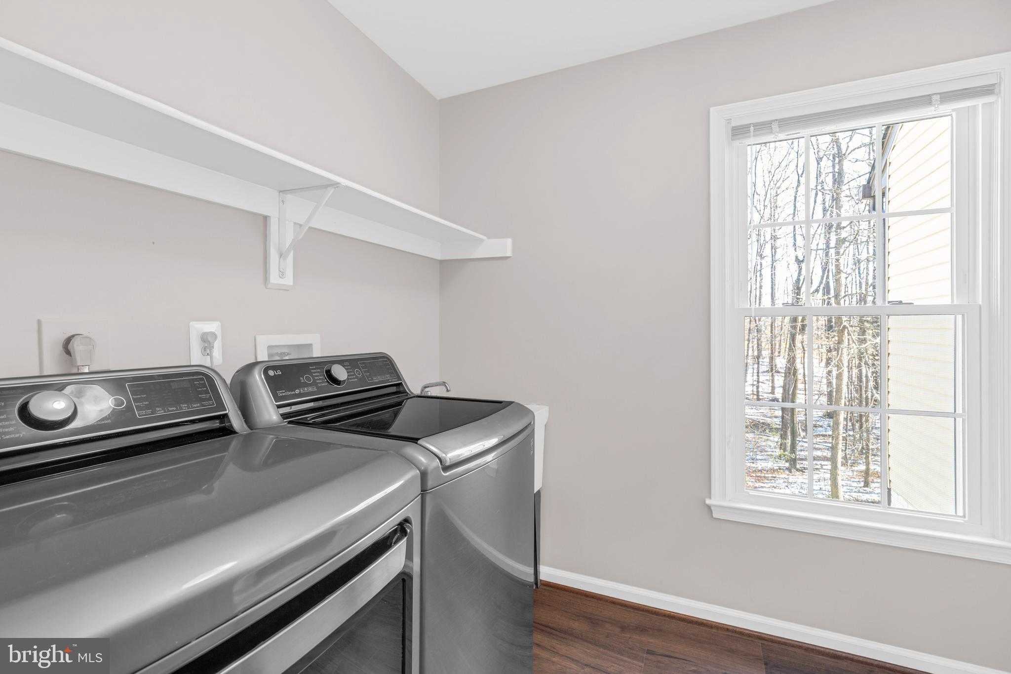 CROSSPOINTE - Residential