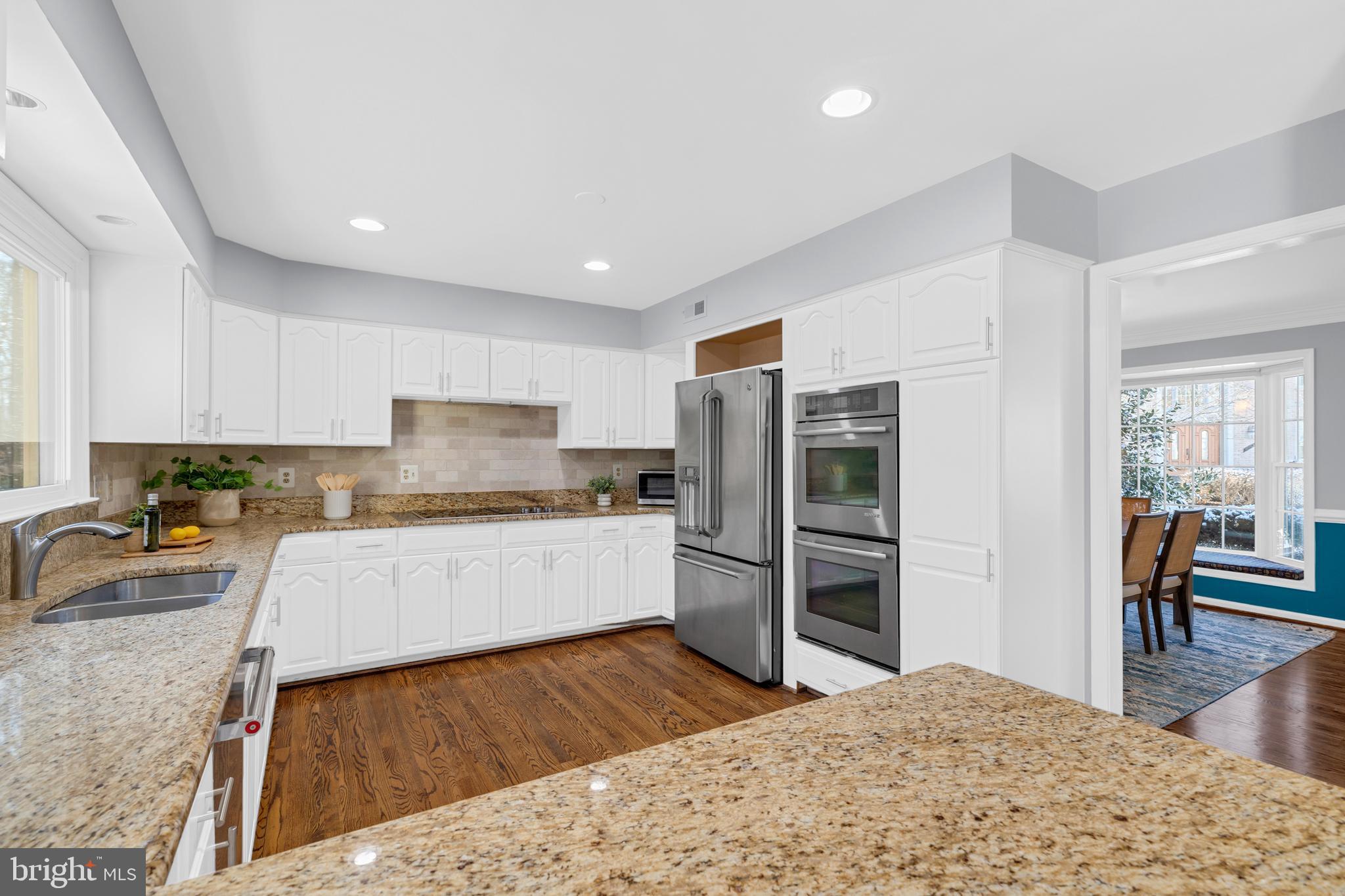 CROSSPOINTE - Residential