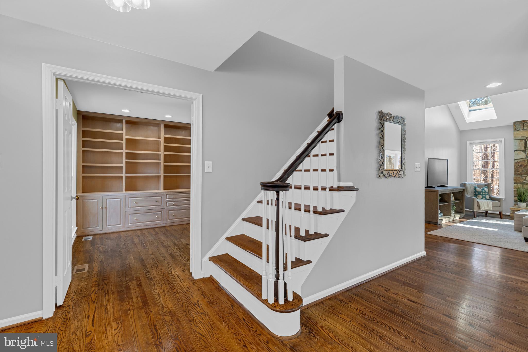 CROSSPOINTE - Residential