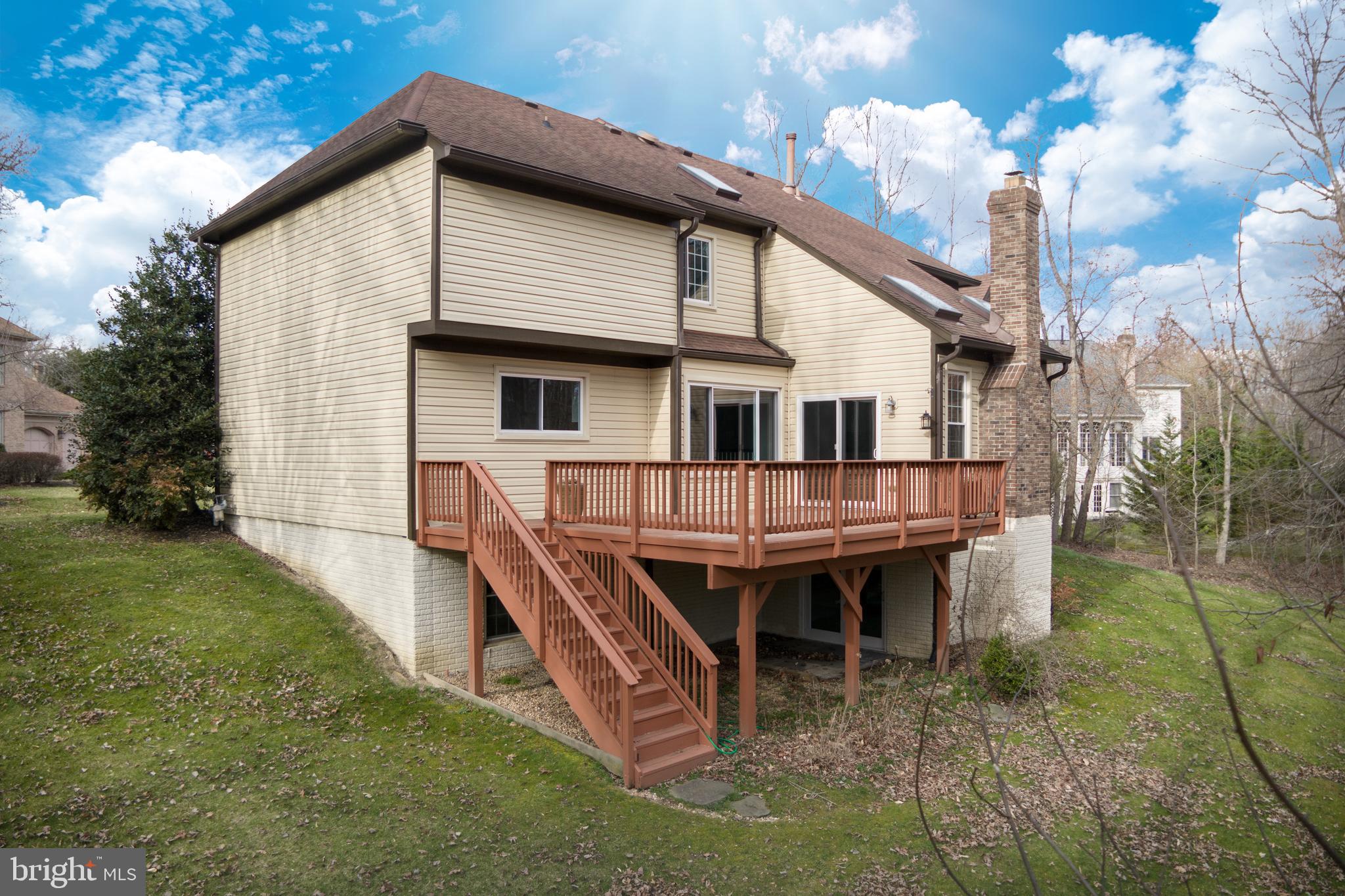 CROSSPOINTE - Residential