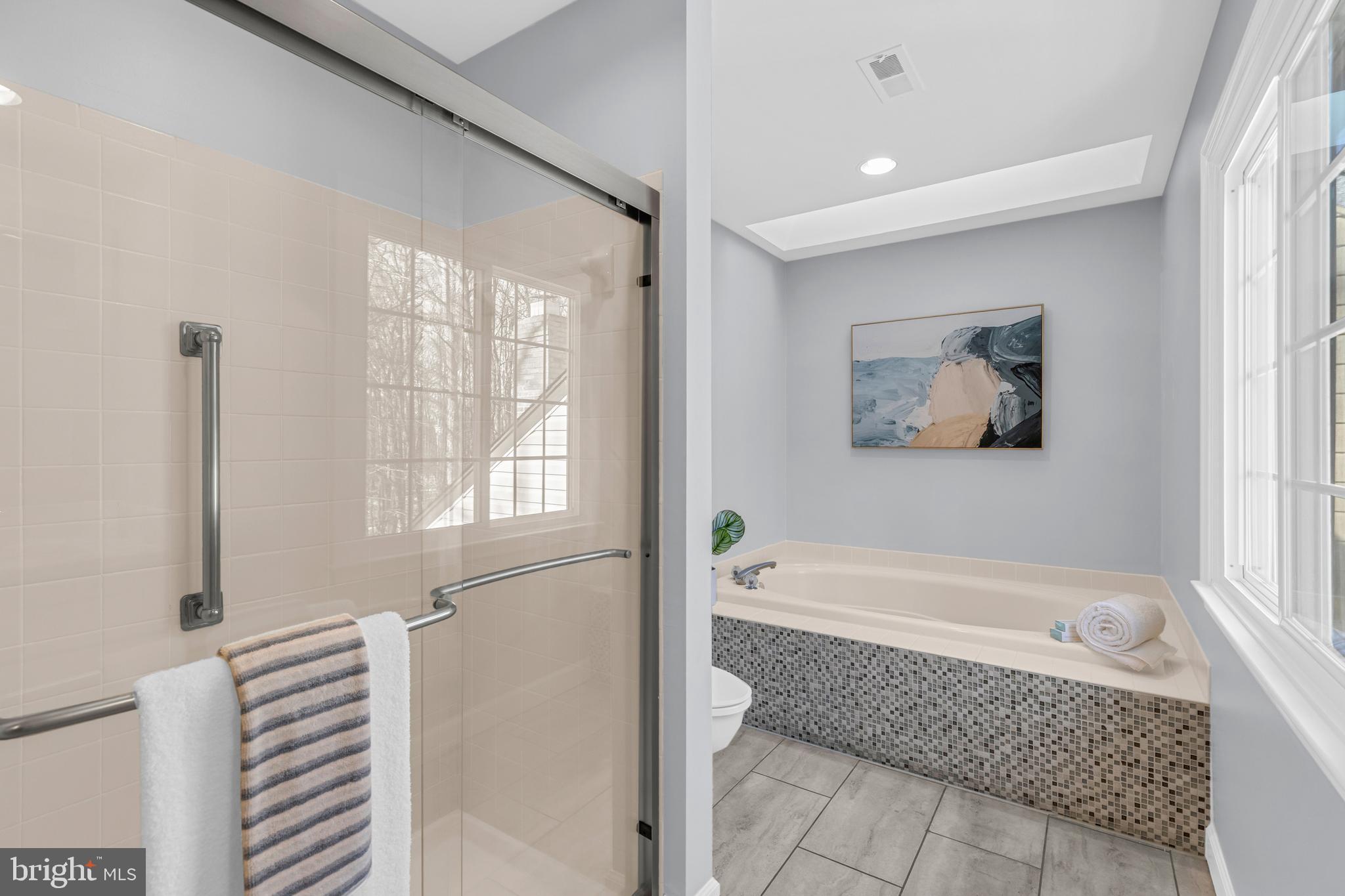 CROSSPOINTE - Residential