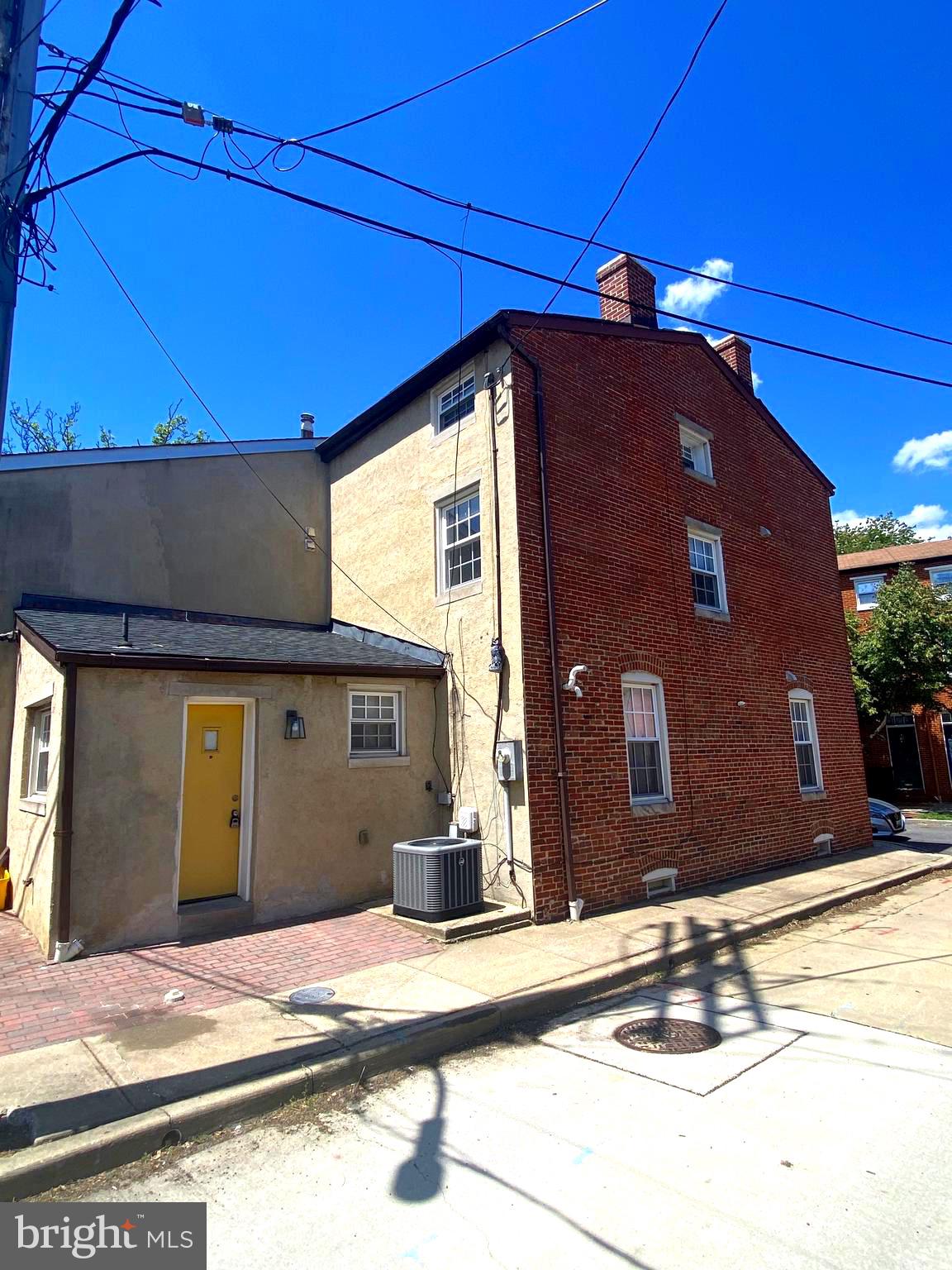 109 W MONTGOMERY ST