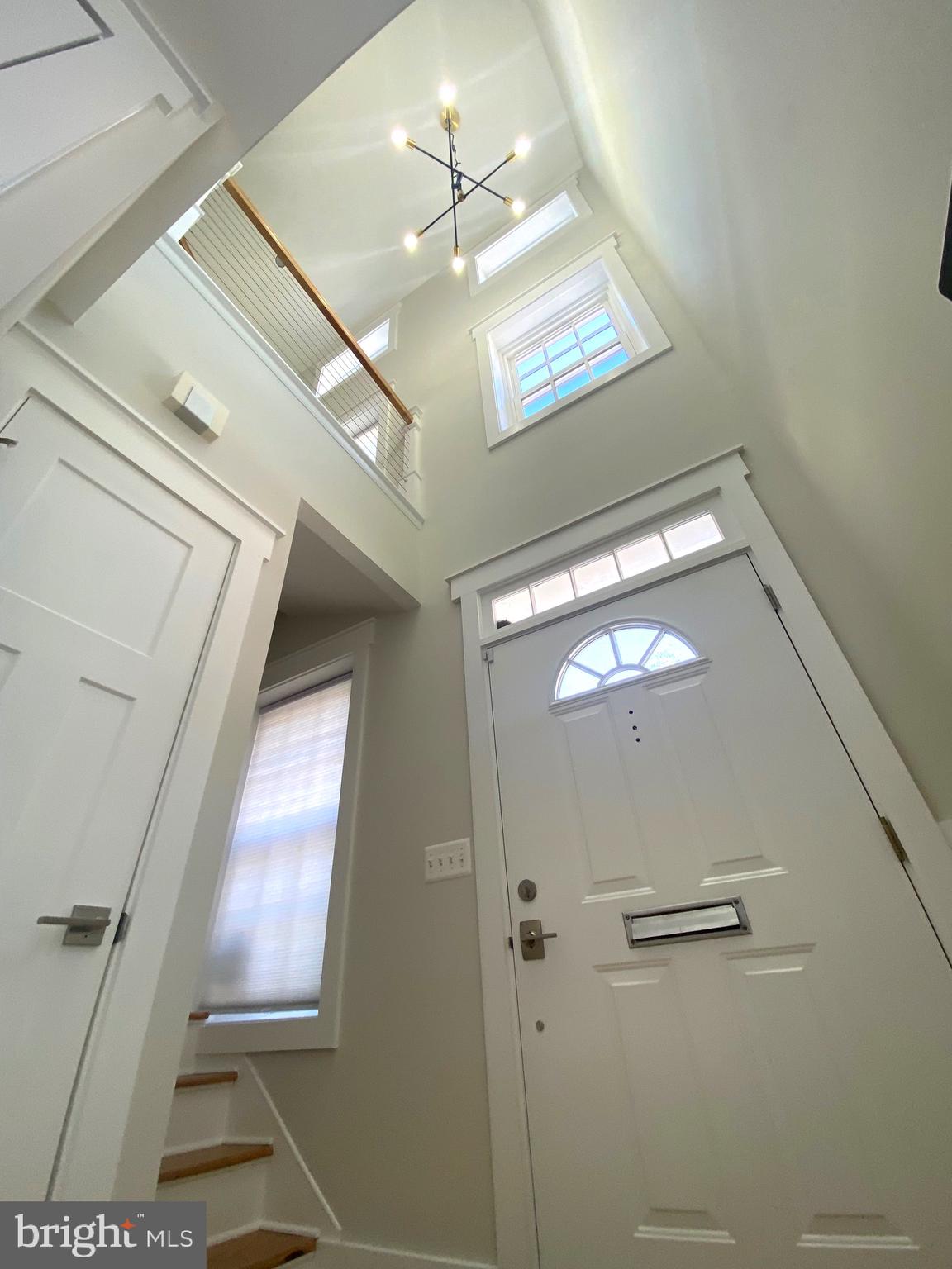 109 W MONTGOMERY ST
